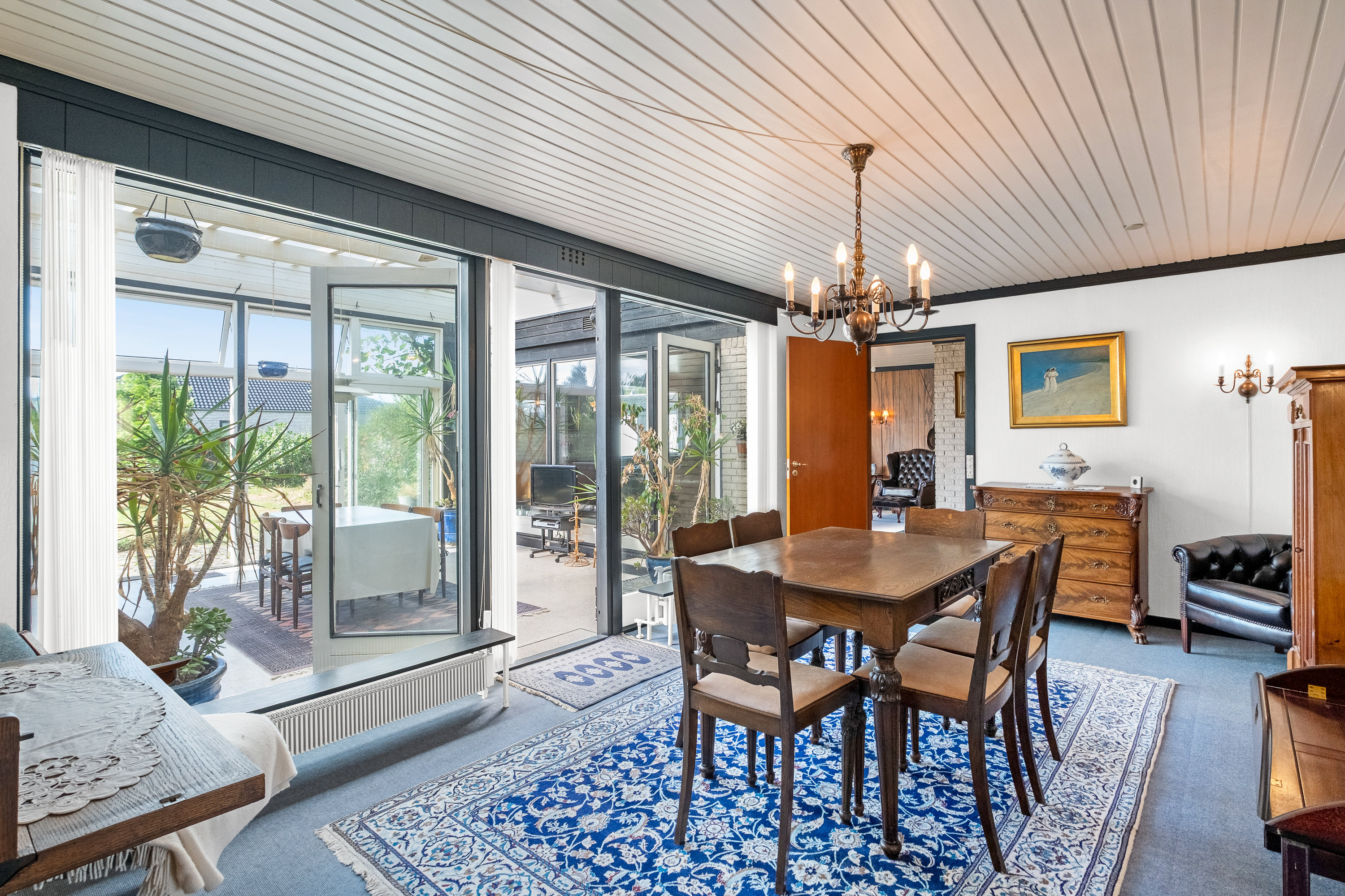 Fremhævet stue billede i fuldskærmstilstand. Billede af Munkebakkevej 36, 8250 Egå