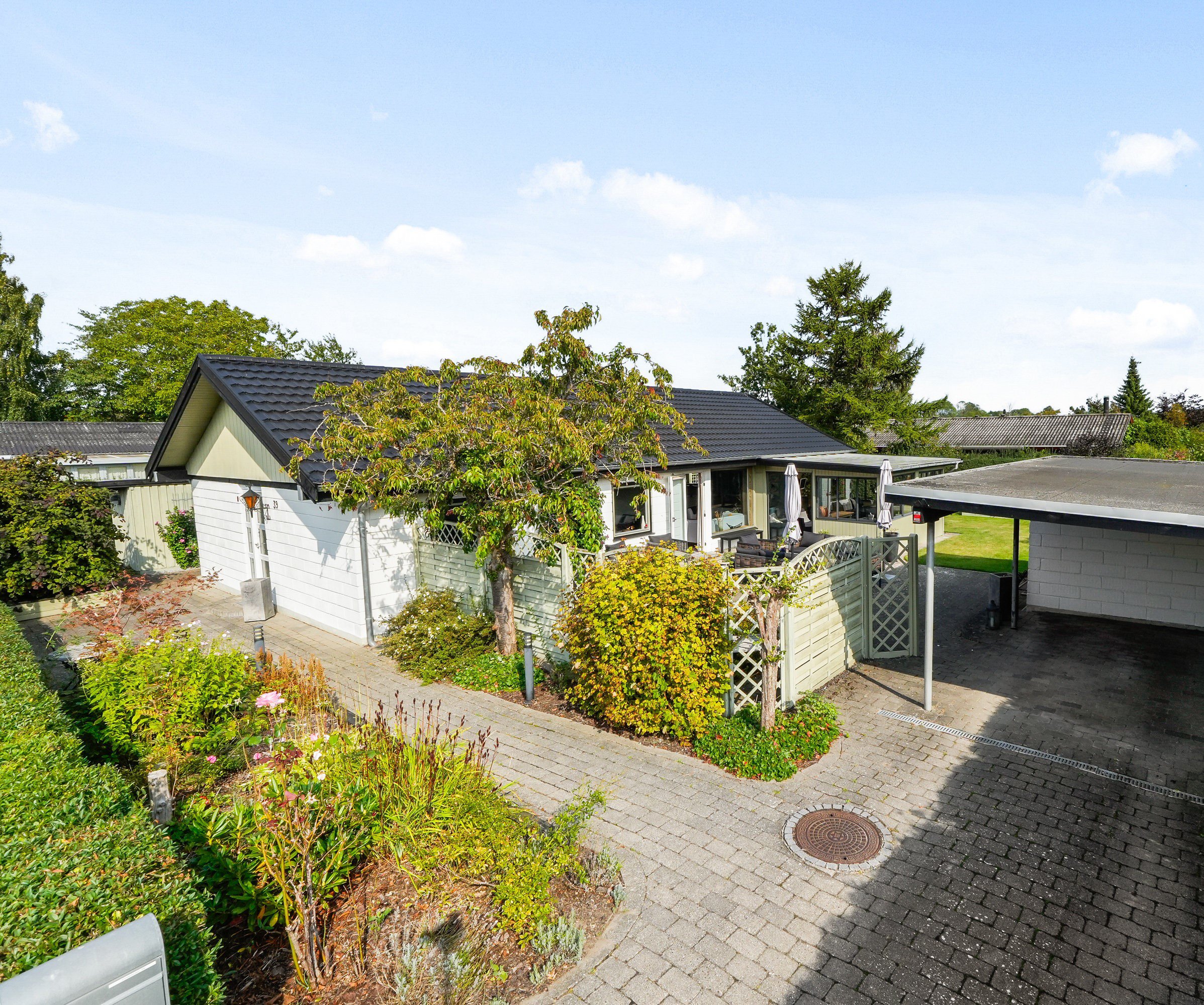 Miniaturebillede 1: . Billede af Vinterbuen 39, 2750 Ballerup