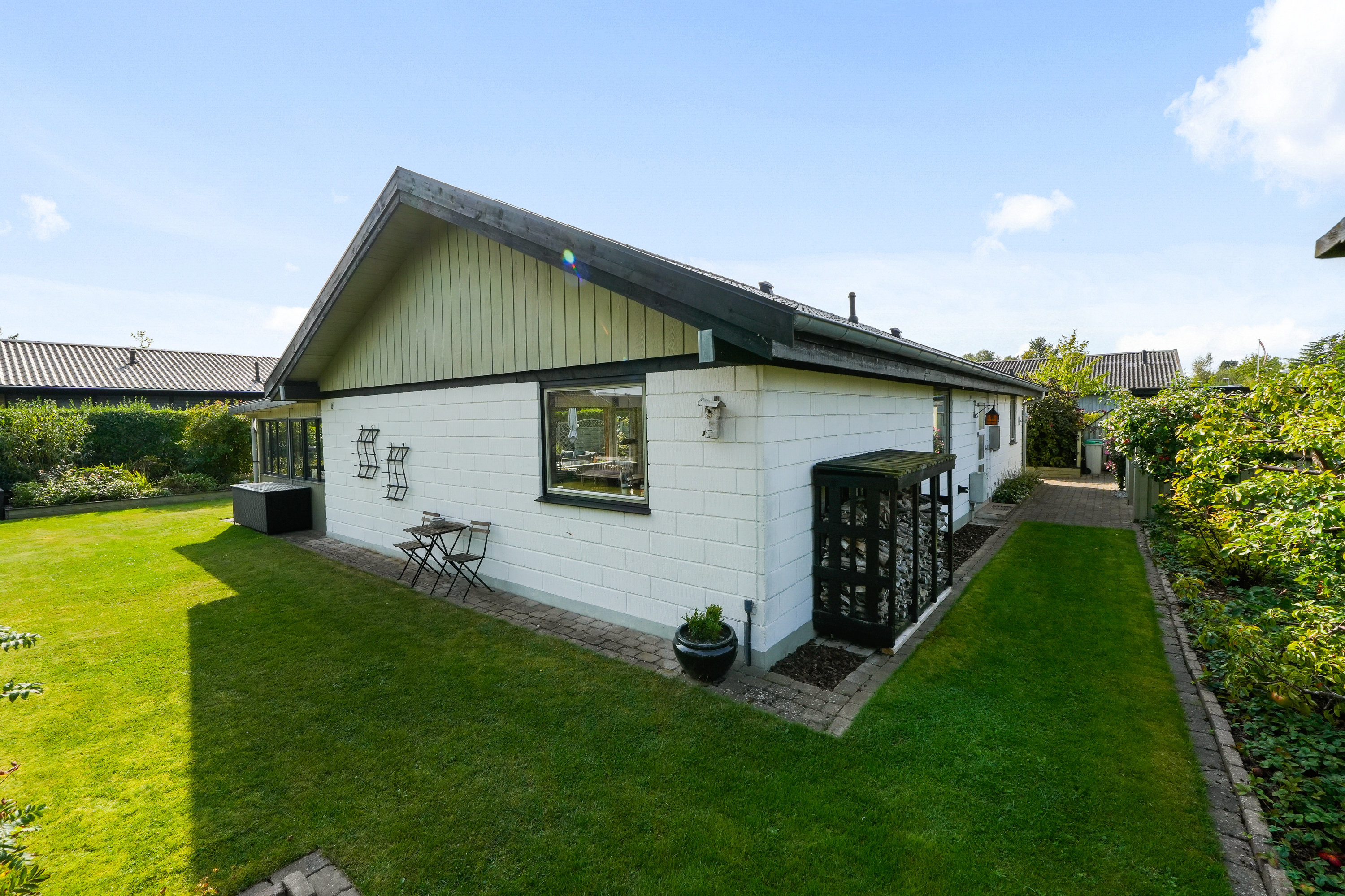 Fremhævet  billede i fuldskærmstilstand. Billede af Vinterbuen 39, 2750 Ballerup