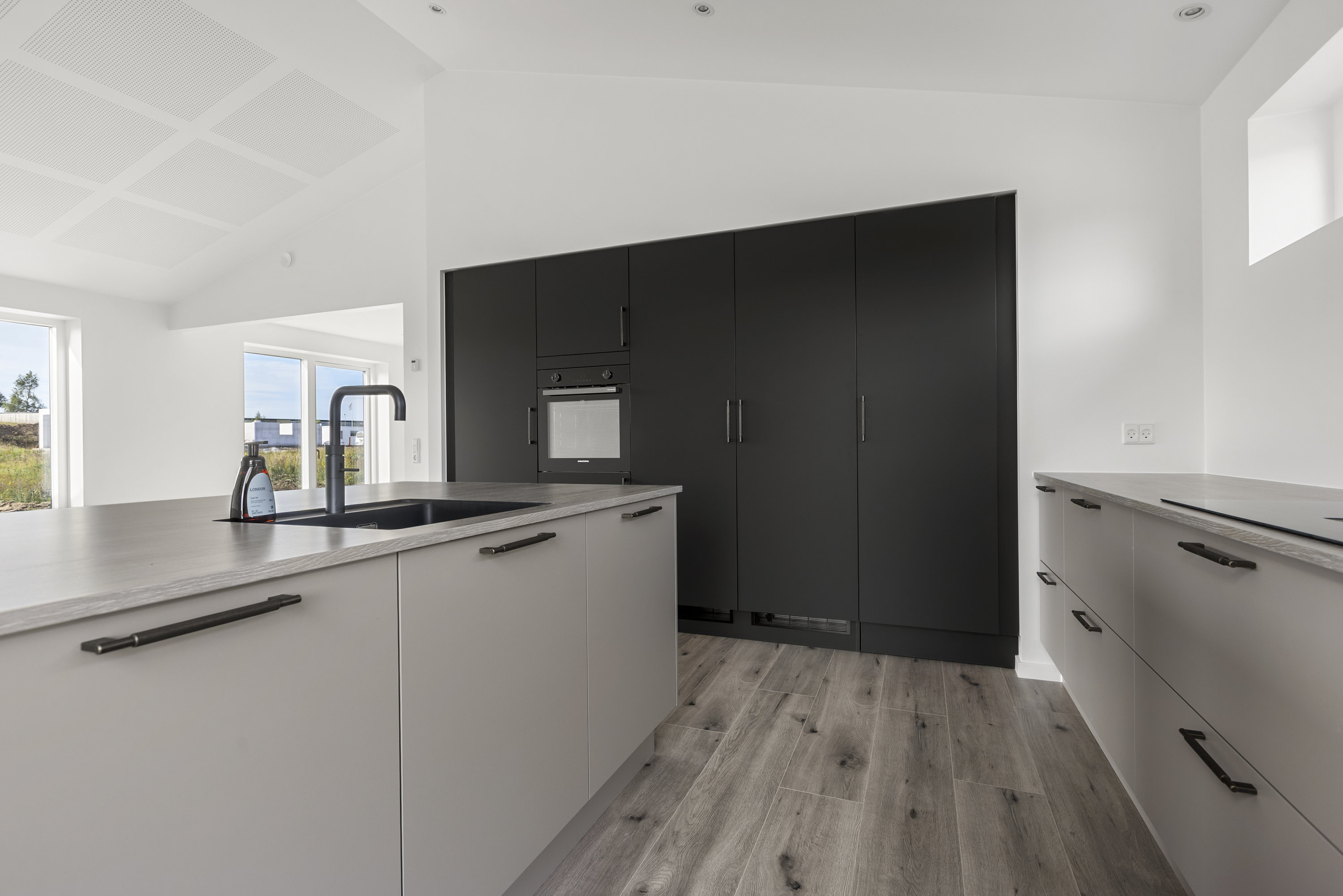 Fremhævet køkken billede i fuldskærmstilstand. Billede af Herredstoften 17, 4400 Kalundborg