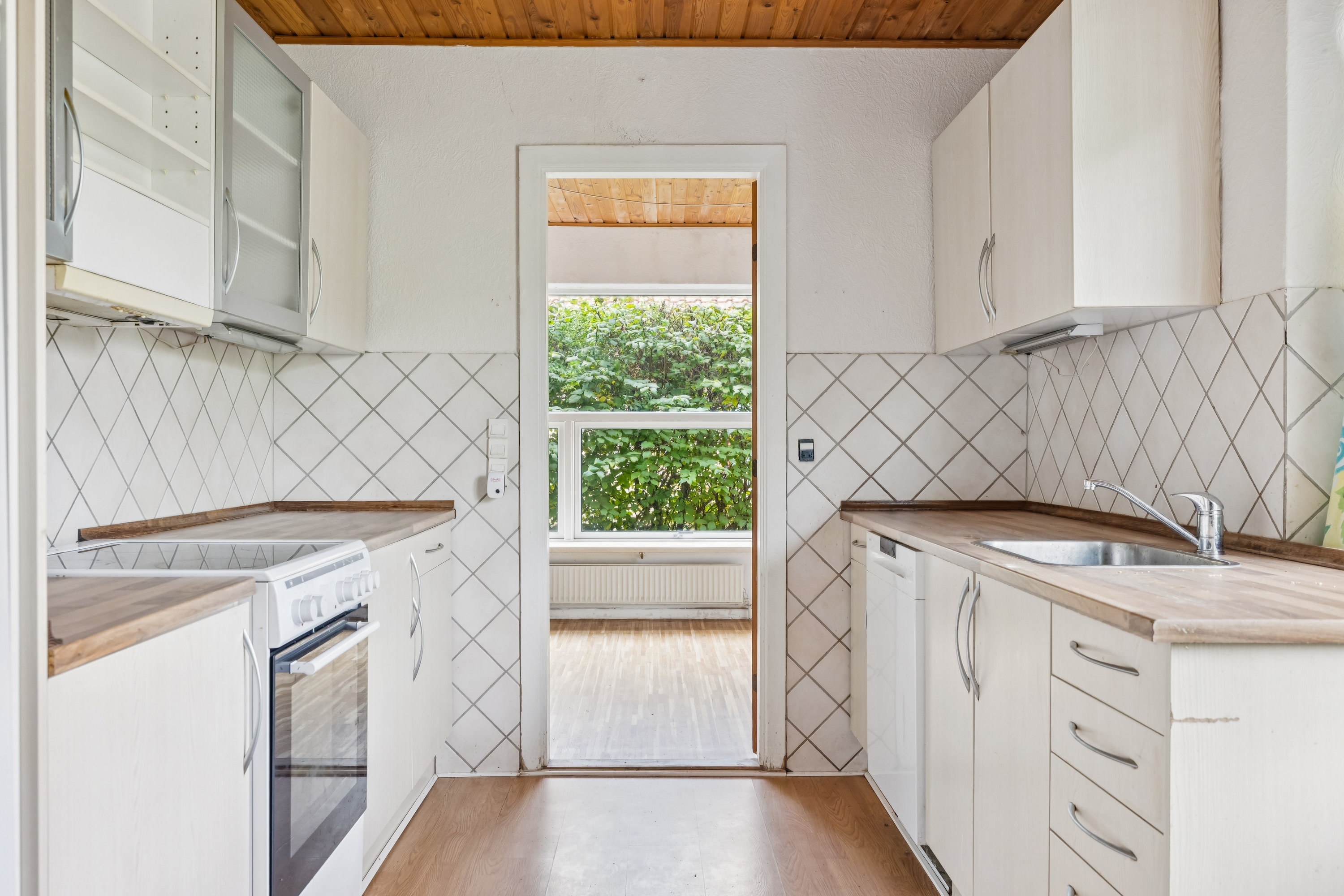 Fremhævet køkken billede i fuldskærmstilstand. Billede af Tyrsbjergvej 110, Korup, 5210 Odense NV