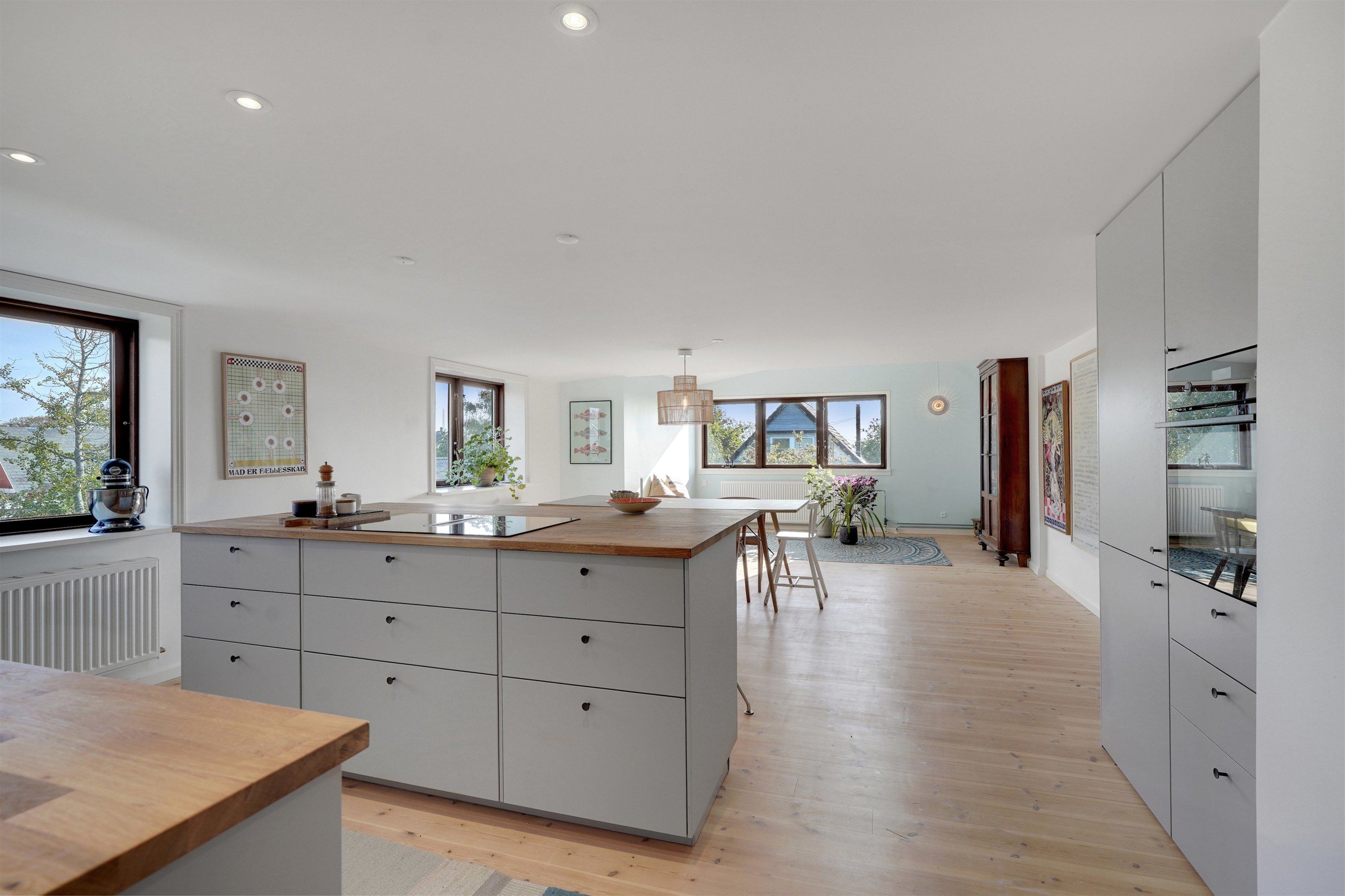 Fremhævet køkken billede i fuldskærmstilstand. Billede af Hovedgaden 90, Nordby, 6720 Fanø