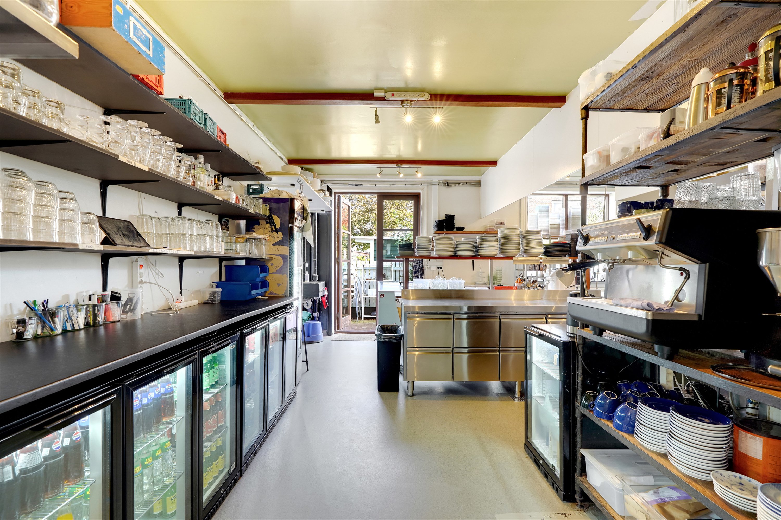 Fremhævet køkken billede i fuldskærmstilstand. Billede af Hovedgaden 90, Nordby, 6720 Fanø