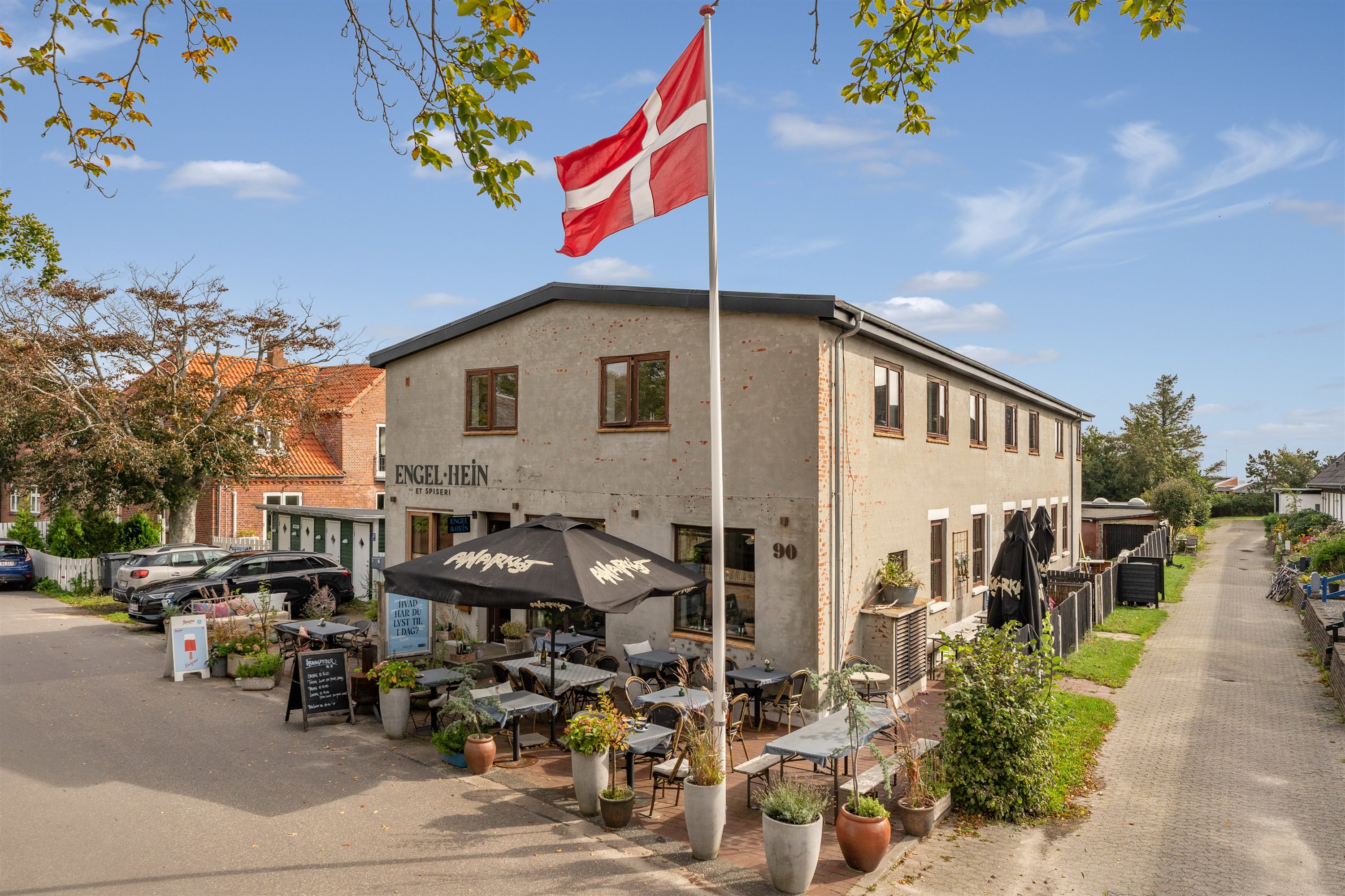 Villa: Ejendommen på Hovedgaden 90, Nordby, 6720 Fanø