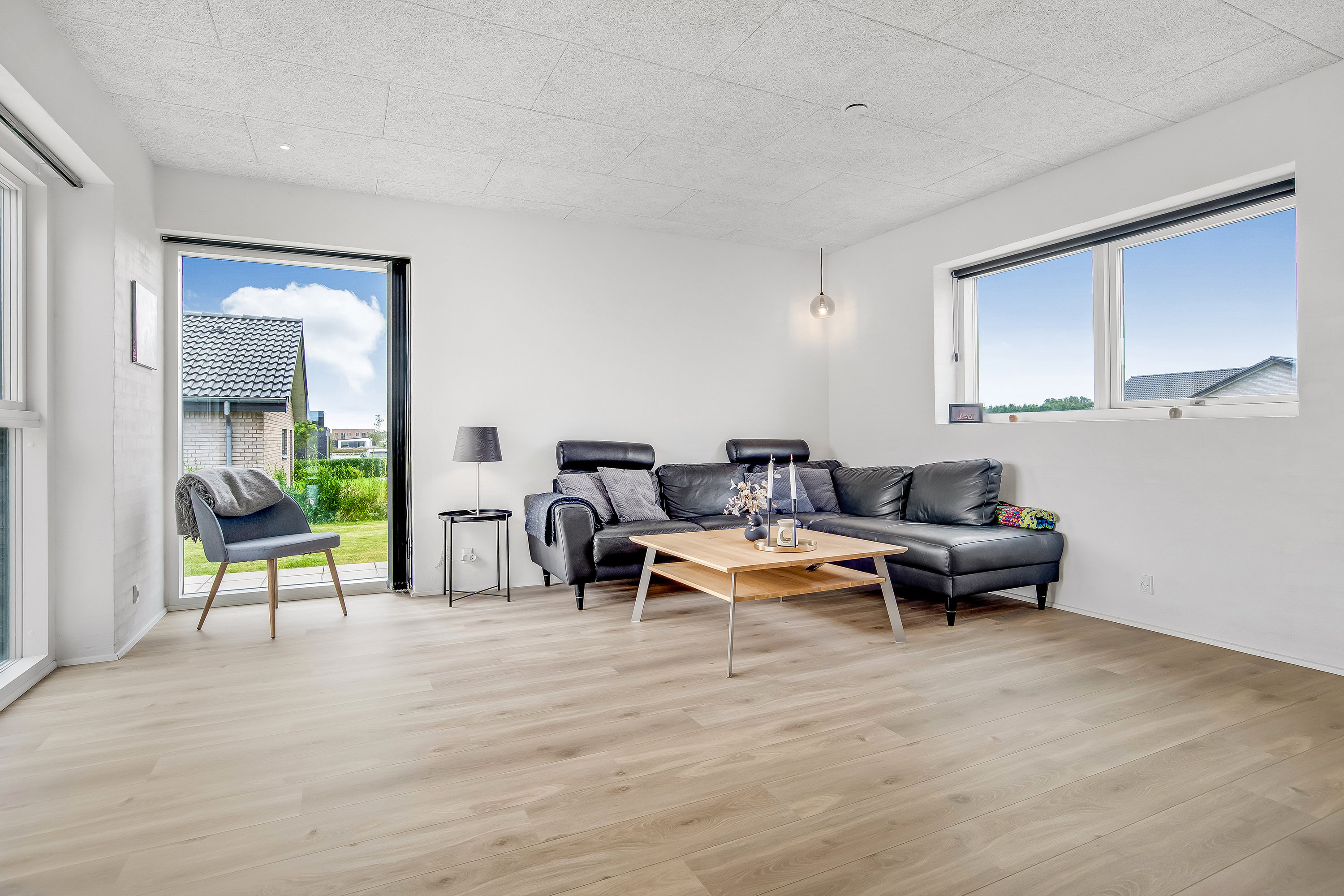 Fremhævet stue billede i fuldskærmstilstand. Billede af Furesøvej 4, 7500 Holstebro