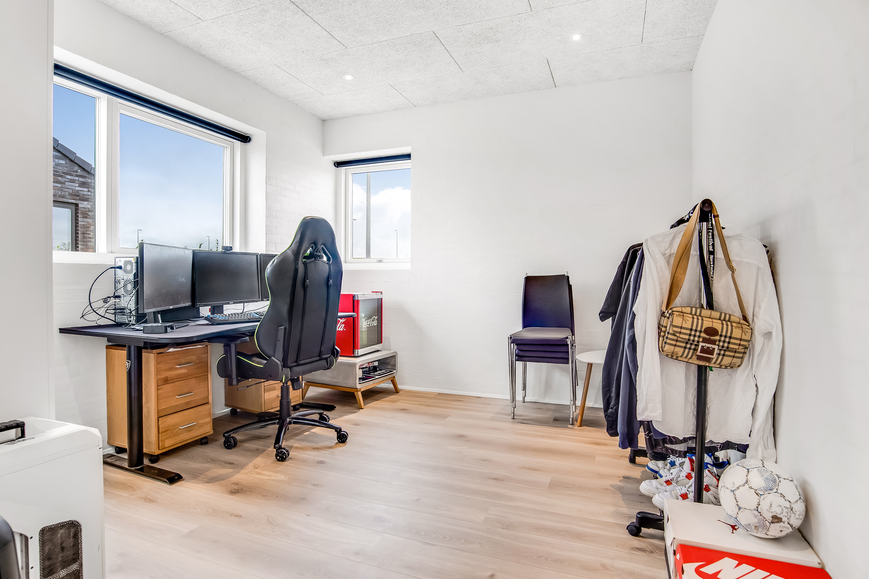 Fremhævet værelse billede i fuldskærmstilstand. Billede af Furesøvej 4, 7500 Holstebro