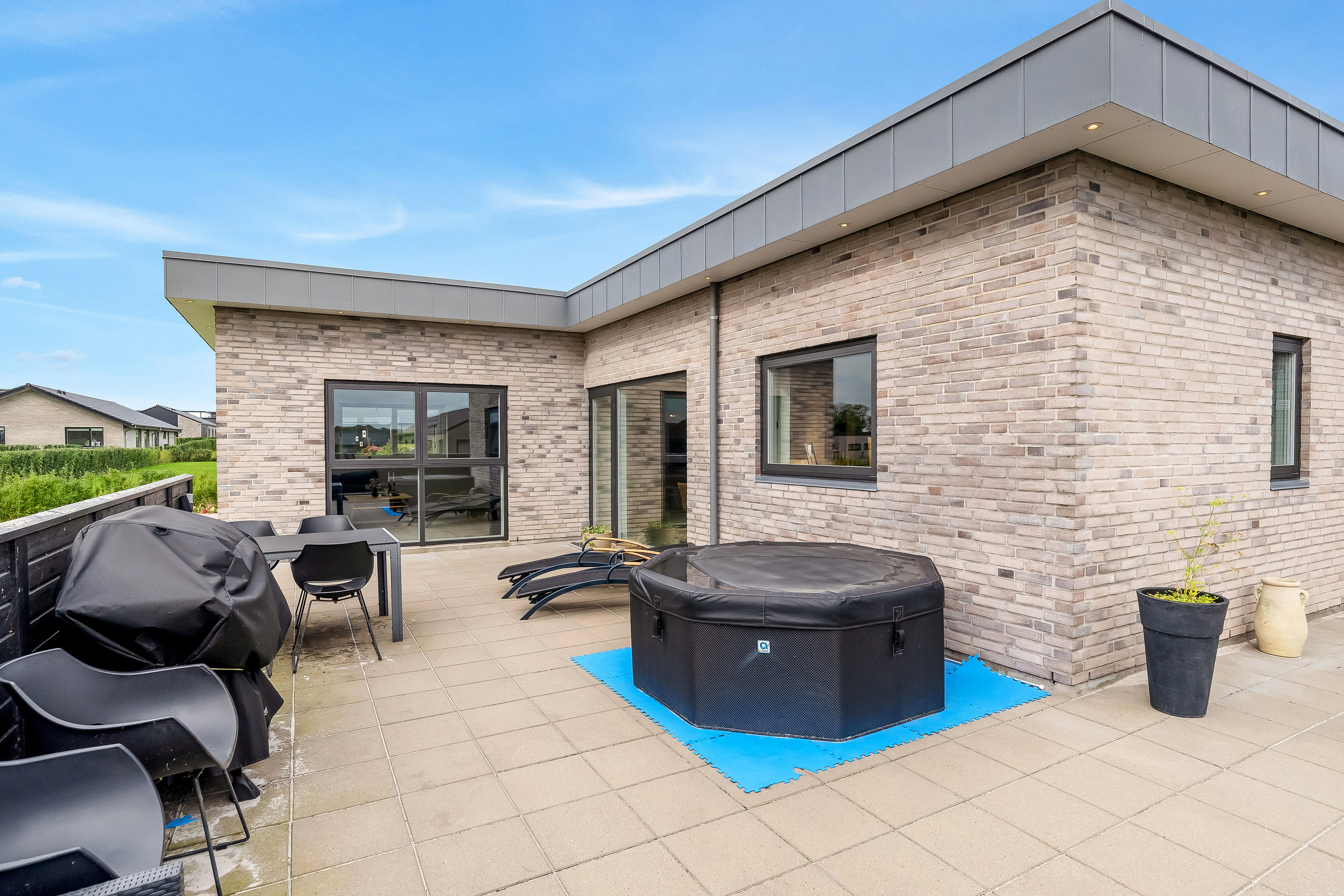 Fremhævet terrasse billede i fuldskærmstilstand. Billede af Furesøvej 4, 7500 Holstebro