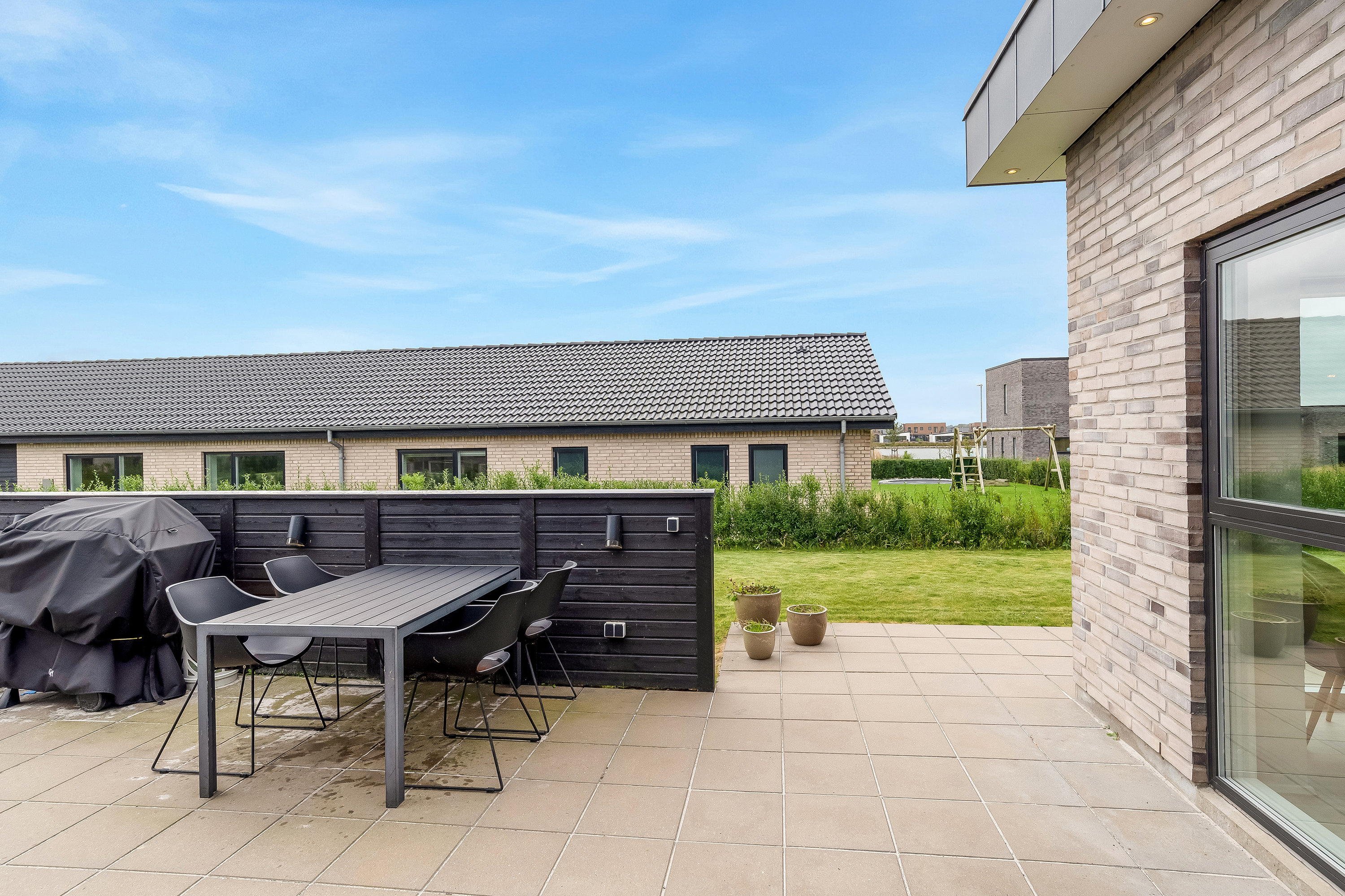 Fremhævet terrasse billede i fuldskærmstilstand. Billede af Furesøvej 4, 7500 Holstebro