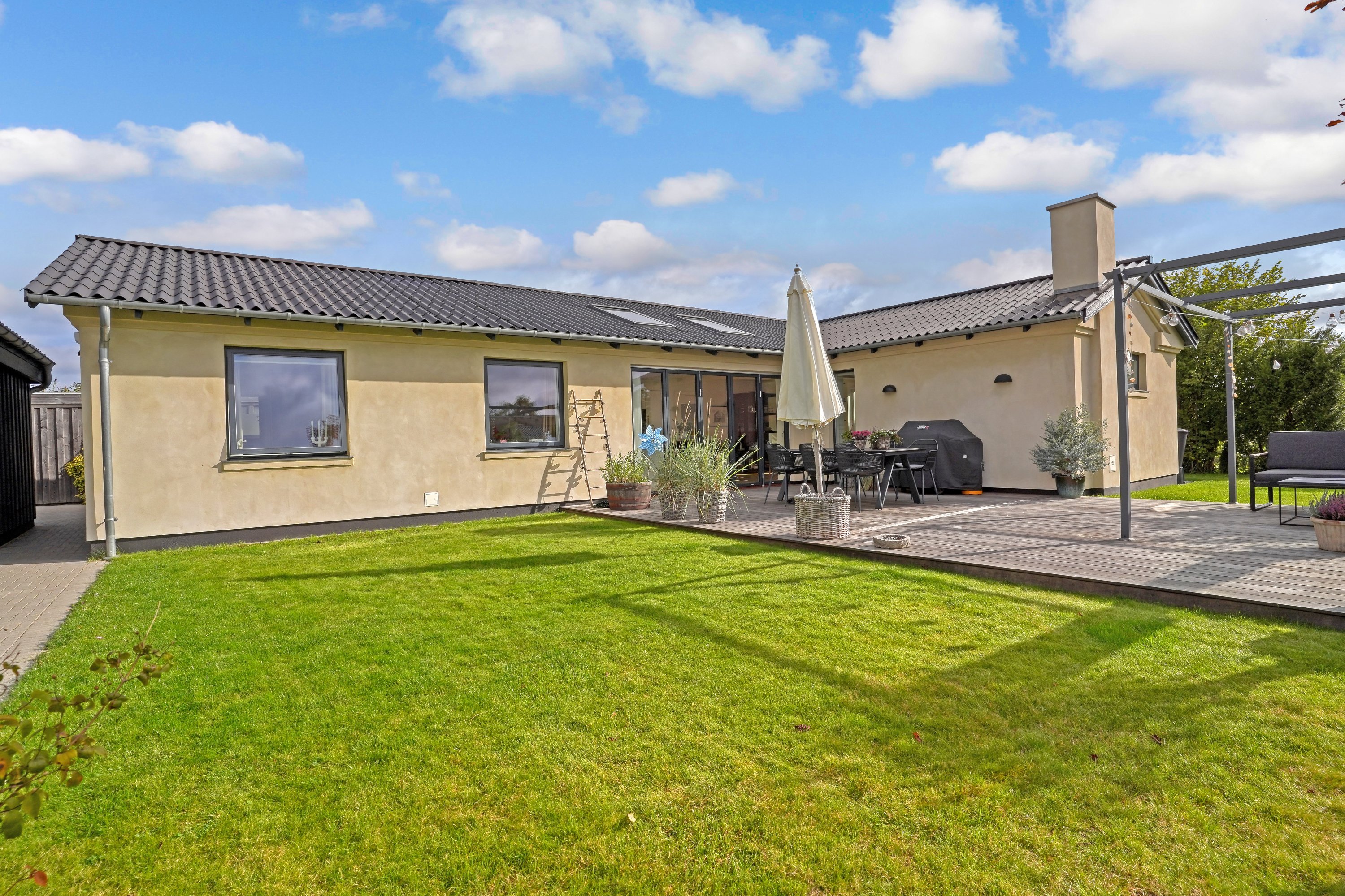 Fremhævet ejendommen billede i fuldskærmstilstand. Billede af Ådalen 12, 3400 Hillerød