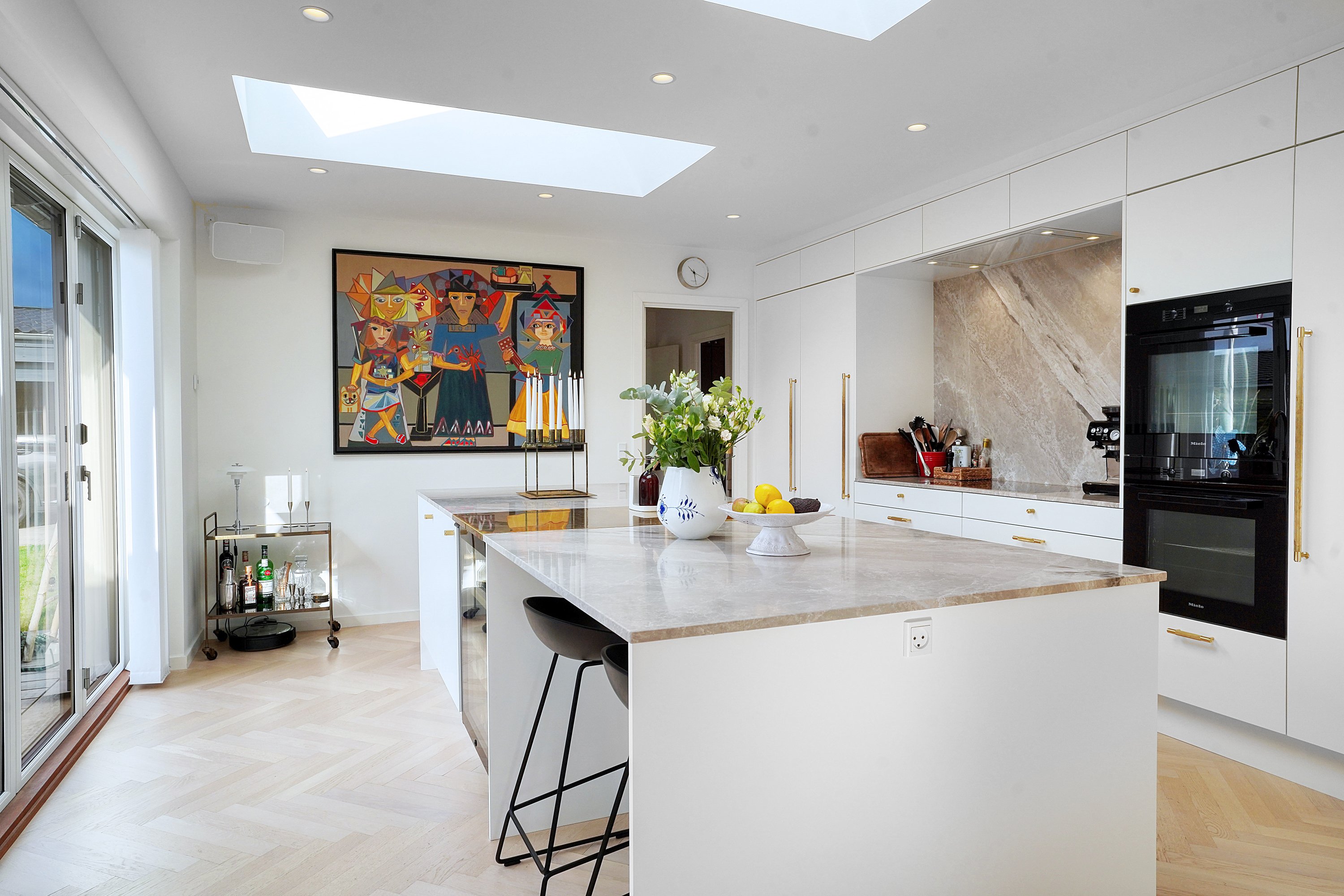 Fremhævet køkken billede i fuldskærmstilstand. Billede af Ådalen 12, 3400 Hillerød