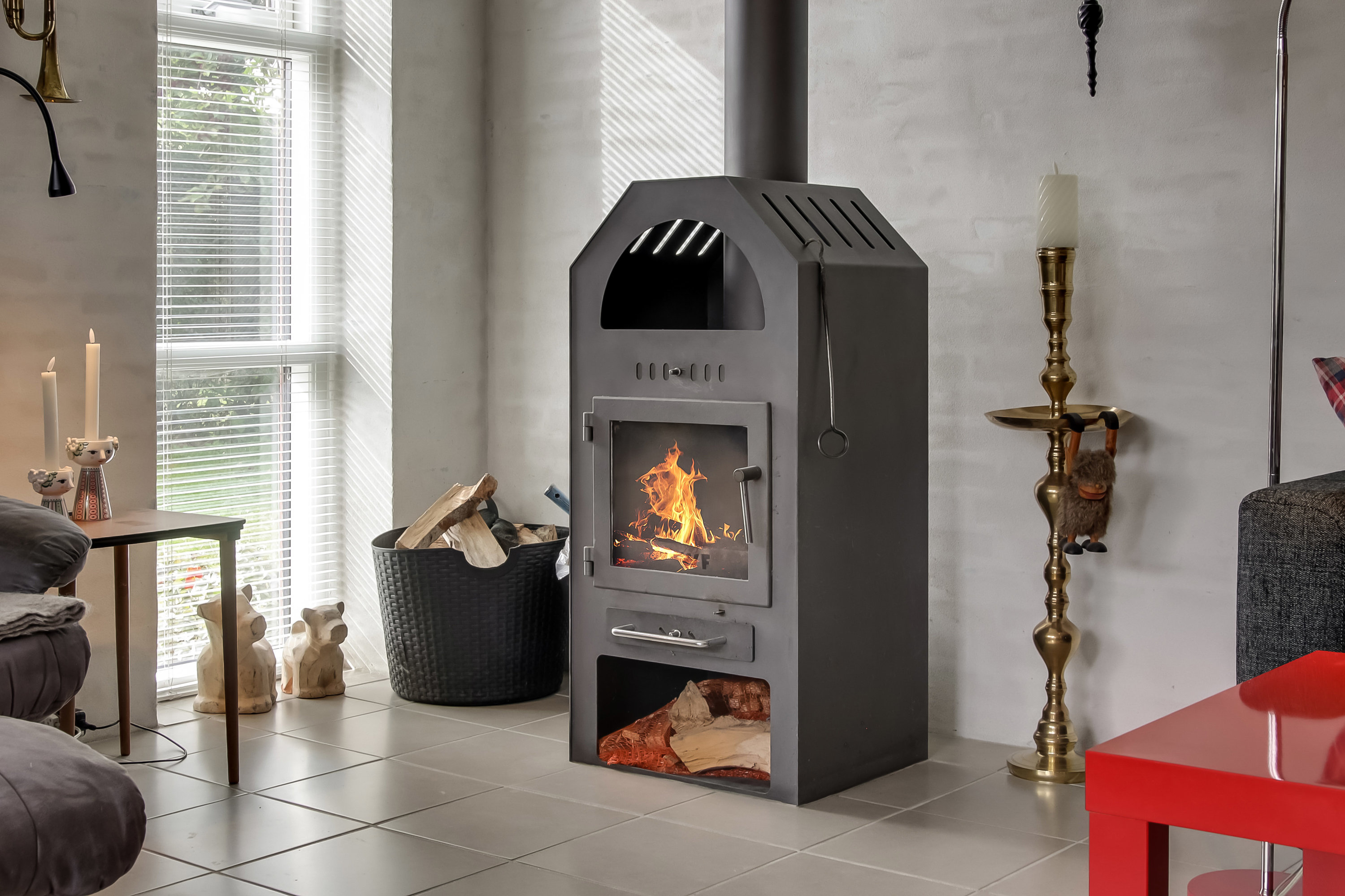 Fremhævet stue billede i fuldskærmstilstand. Billede af Tvedvej 129A, Tved, 5700 Svendborg