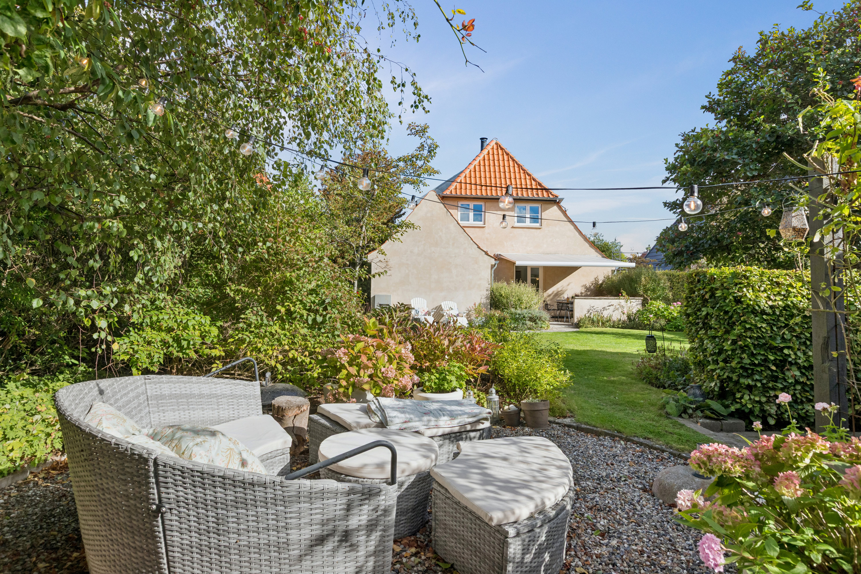 Fremhævet terrasse billede i fuldskærmstilstand. Billede af Hindholm Alle 14, 2770 Kastrup