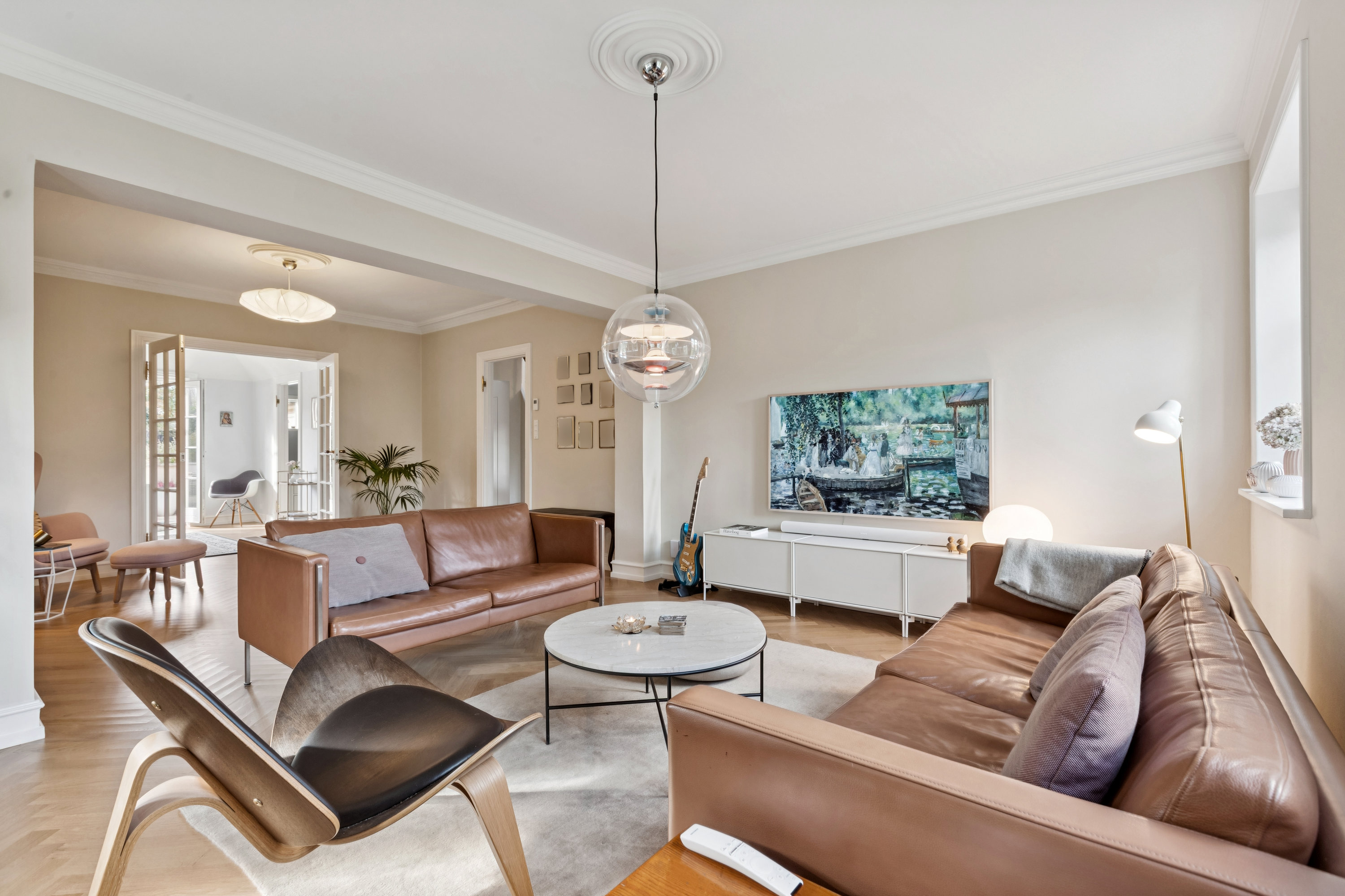 Fremhævet stue billede i fuldskærmstilstand. Billede af Hindholm Alle 14, 2770 Kastrup