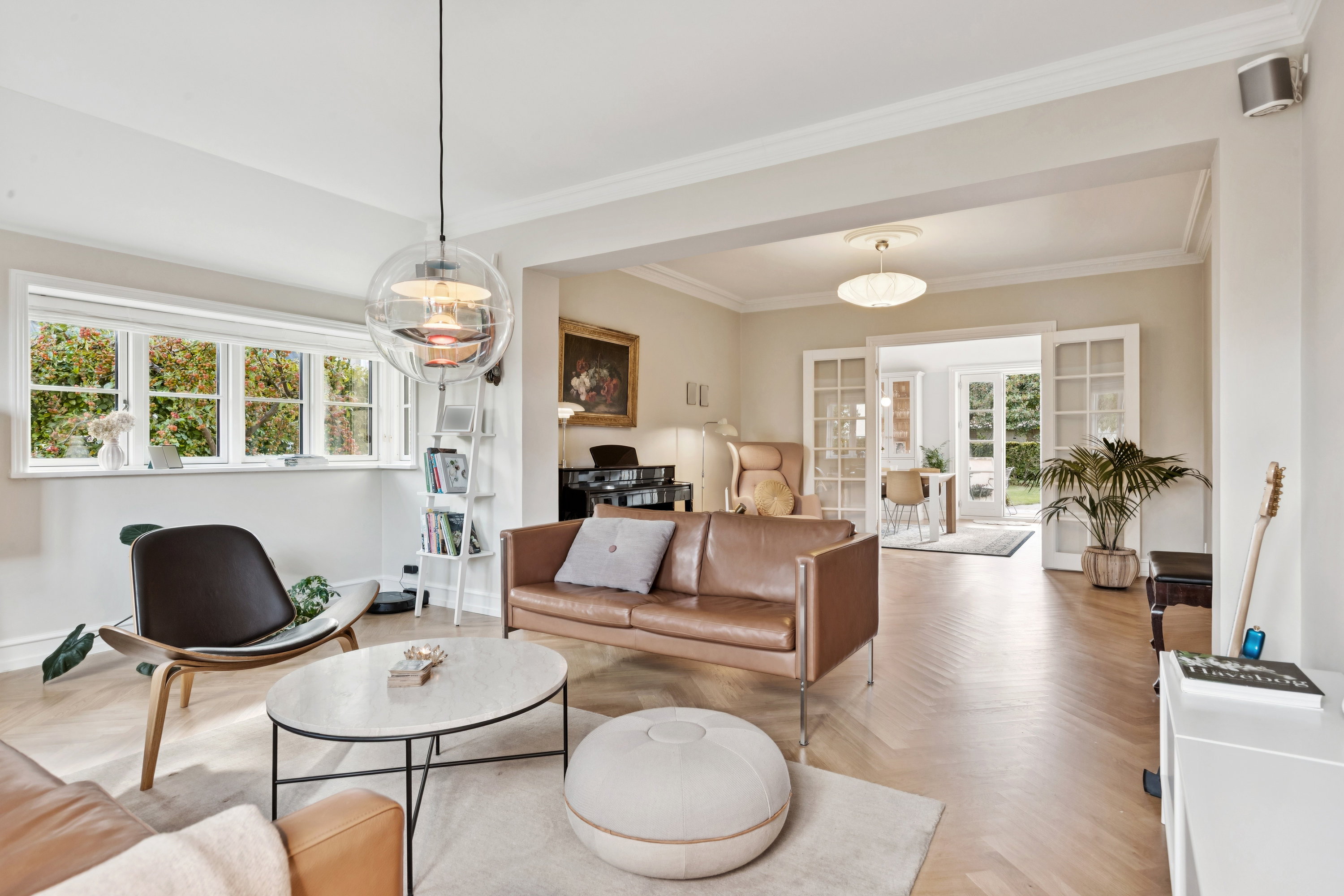 Fremhævet stue billede i fuldskærmstilstand. Billede af Hindholm Alle 14, 2770 Kastrup