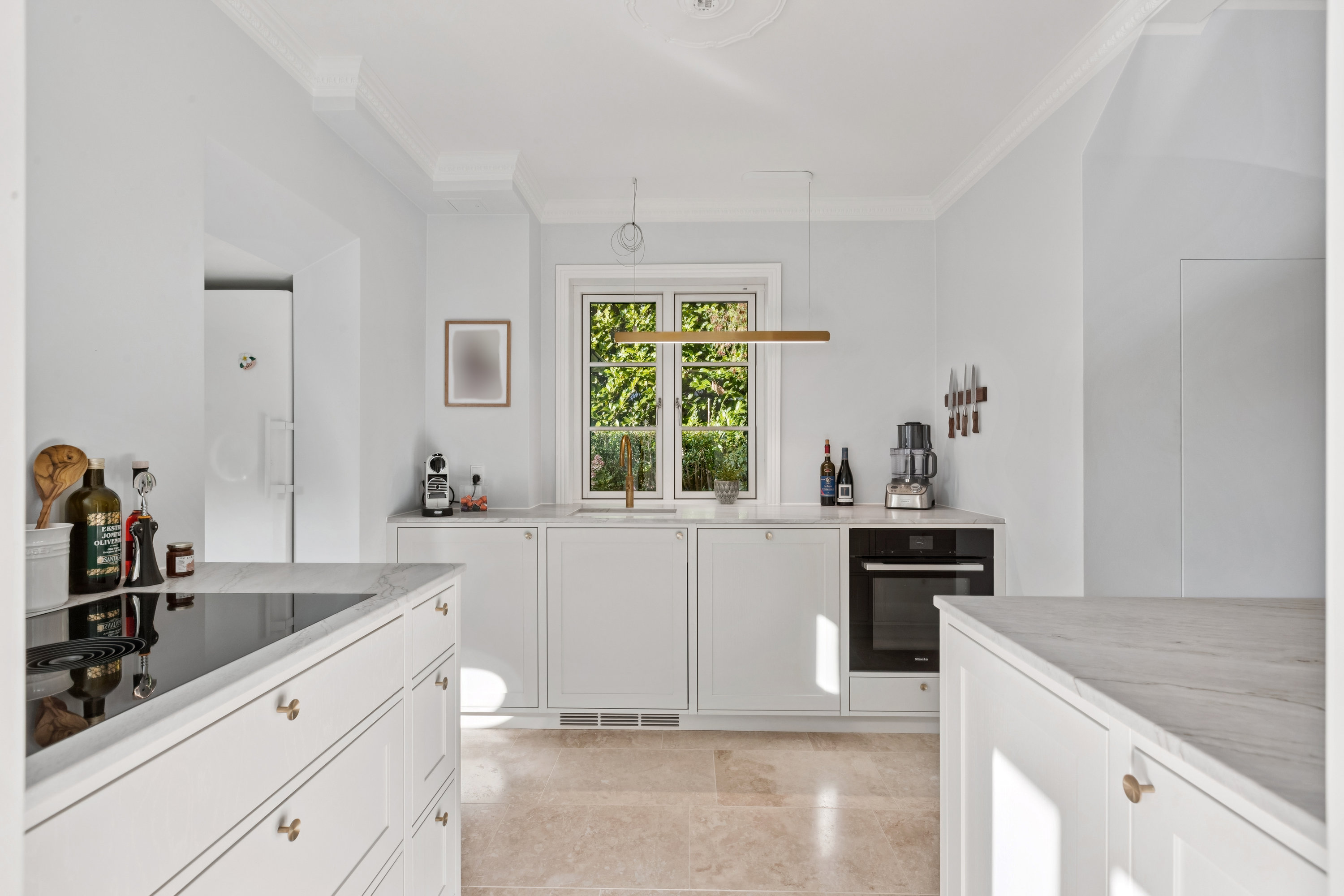 Fremhævet køkken billede i fuldskærmstilstand. Billede af Hindholm Alle 14, 2770 Kastrup