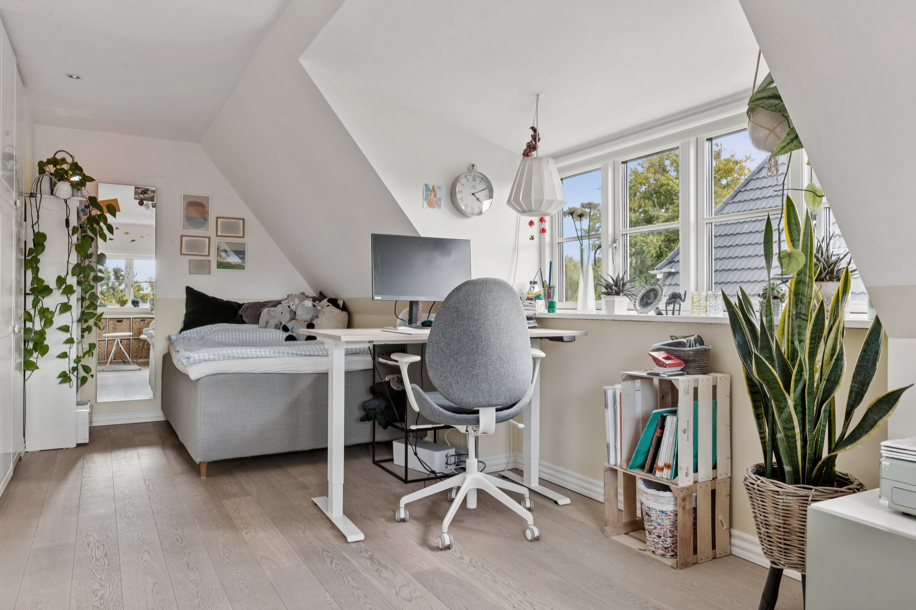 Fremhævet værelse billede i fuldskærmstilstand. Billede af Hindholm Alle 14, 2770 Kastrup