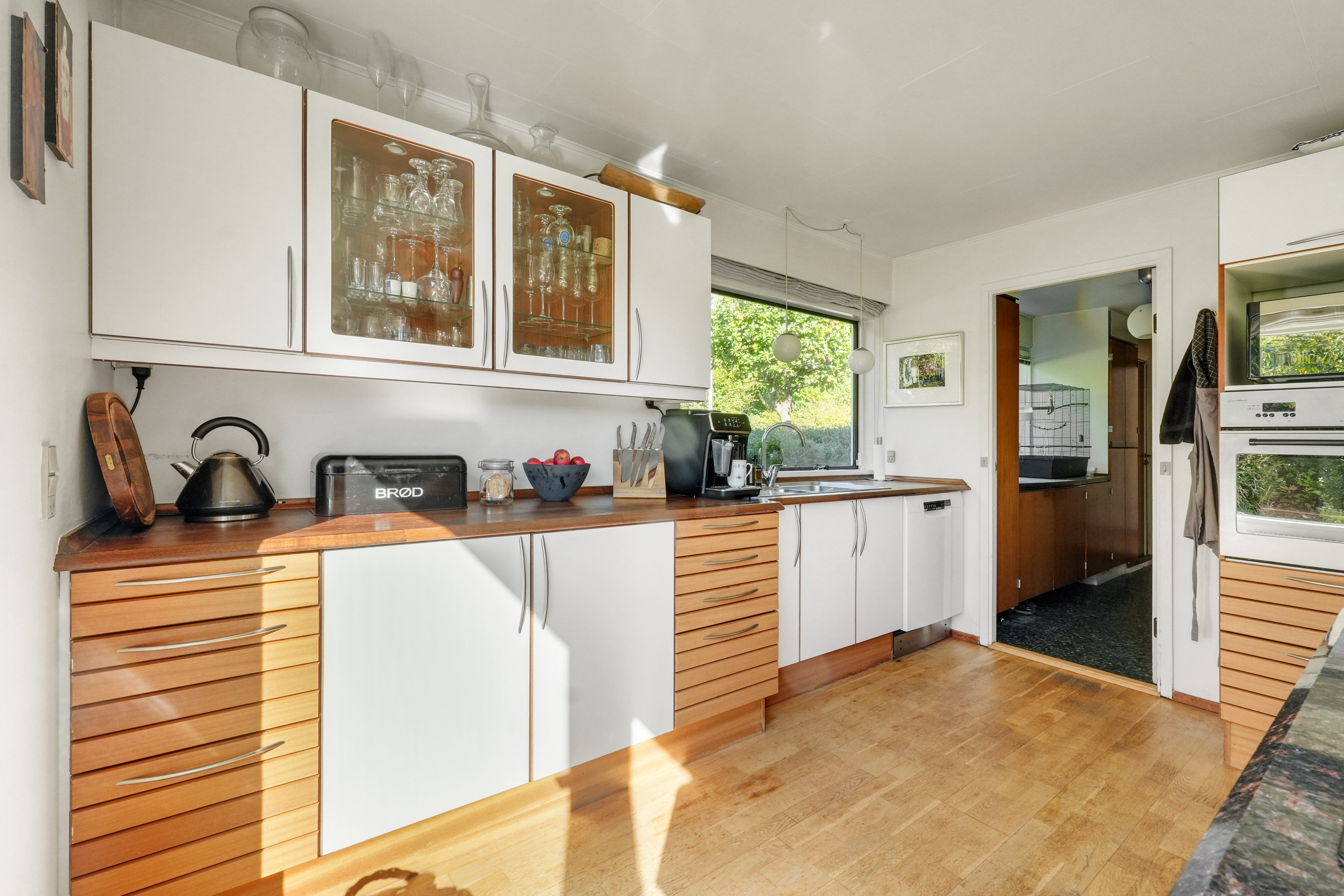 Fremhævet andet billede i fuldskærmstilstand. Billede af Thøger Larsens Alle 12, 2750 Ballerup