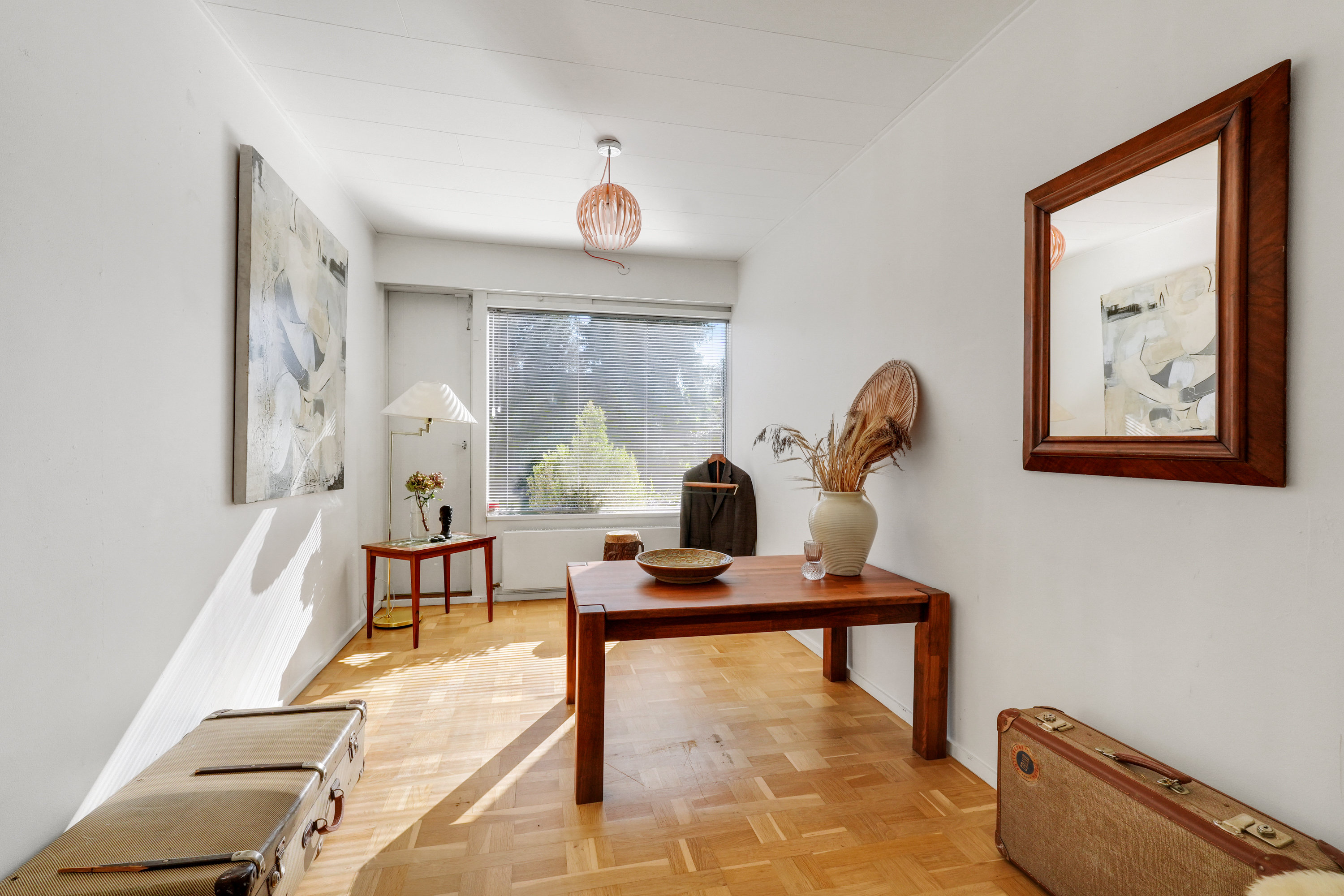 Fremhævet andet billede i fuldskærmstilstand. Billede af Thøger Larsens Alle 12, 2750 Ballerup