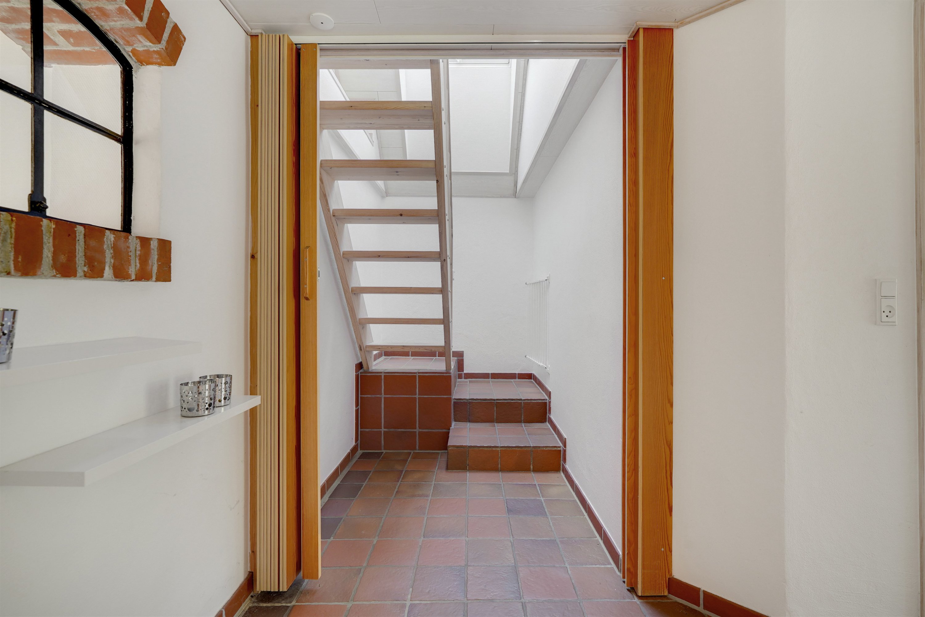 Fremhævet gang billede i fuldskærmstilstand. Billede af Søndre Kirkevej 6, 7190 Billund