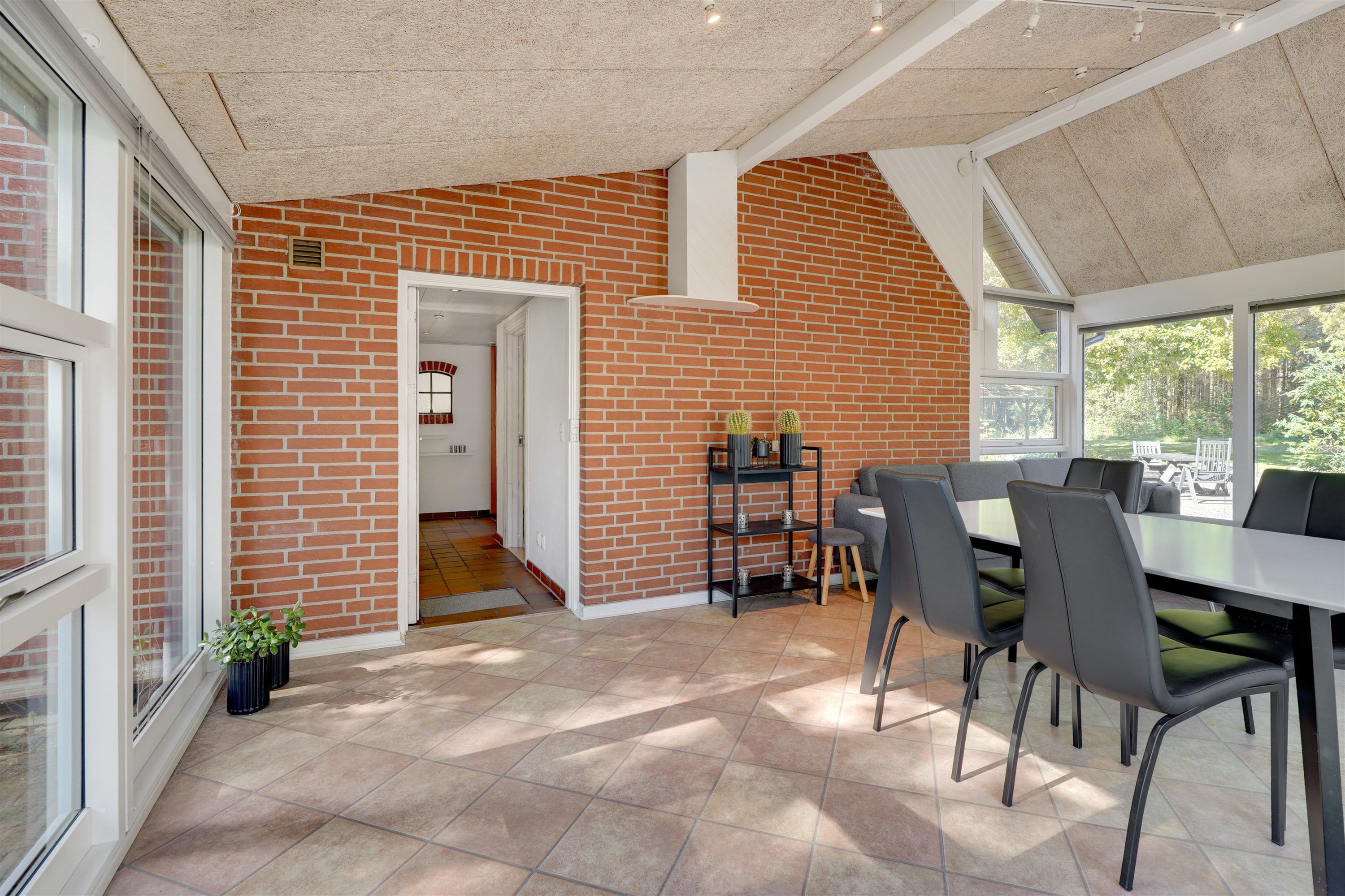 Fremhævet udestue billede i fuldskærmstilstand. Billede af Søndre Kirkevej 6, 7190 Billund