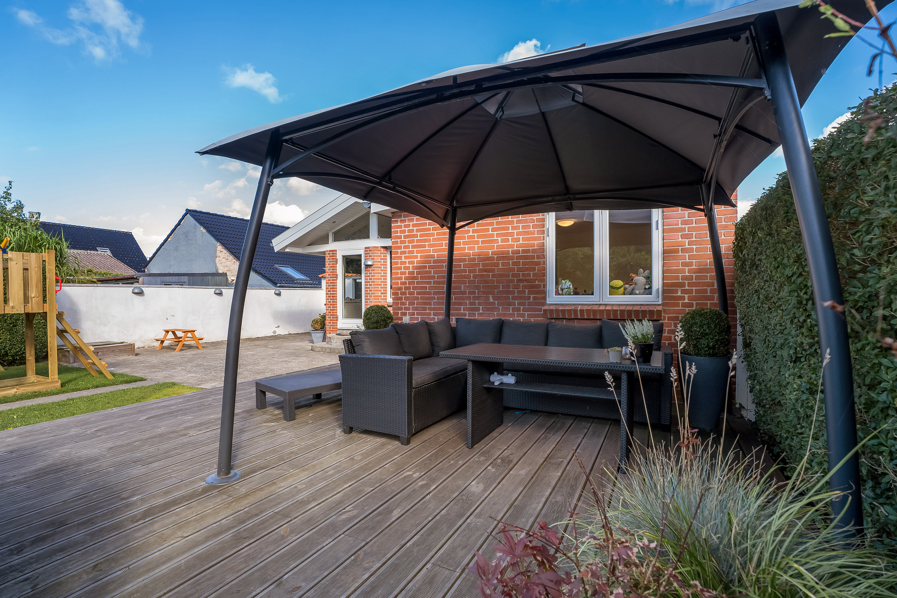 Fremhævet terrasse billede i fuldskærmstilstand. Billede af Lavendelvej 23, 4900 Nakskov