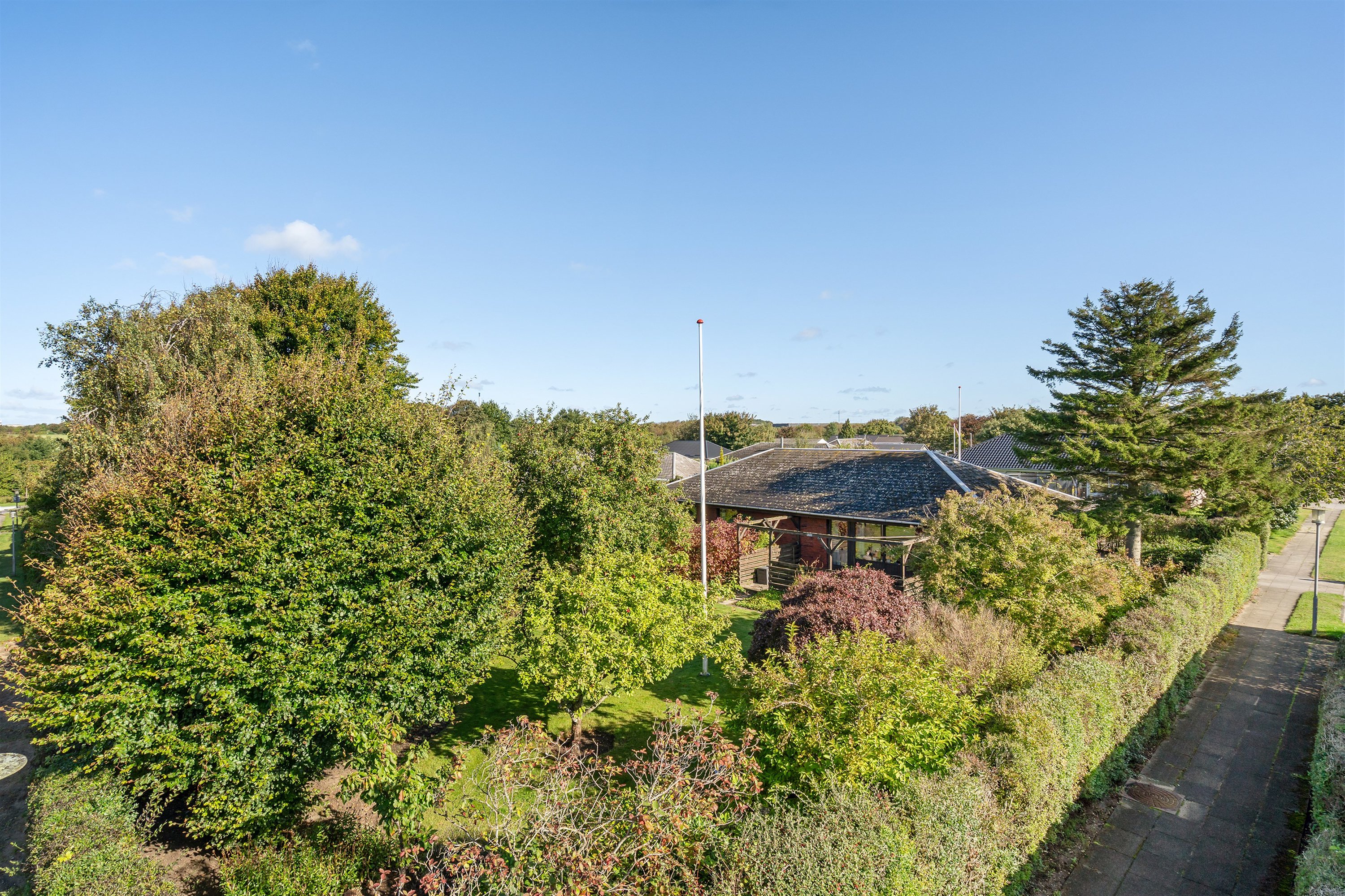 Fremhævet ejendommen billede i fuldskærmstilstand. Billede af Lindelunden 19, 6705 Esbjerg Ø