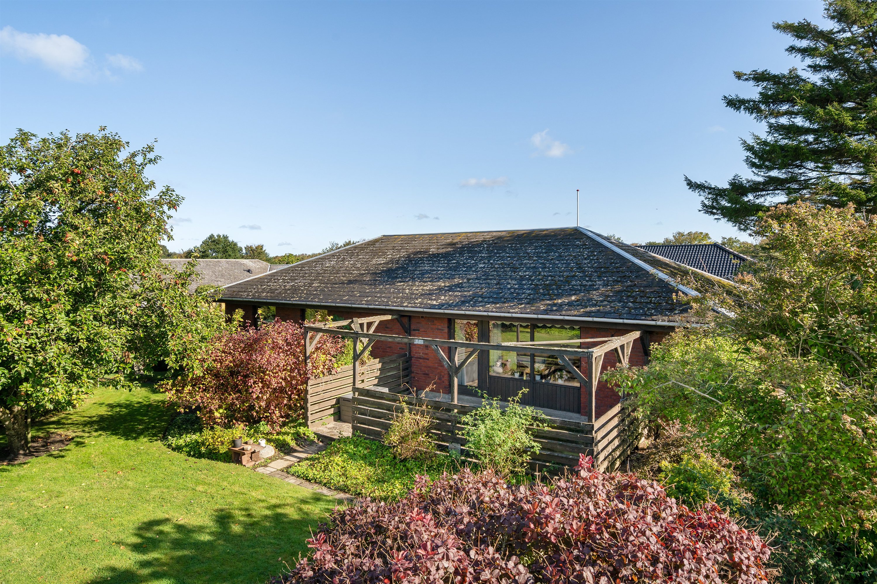 Miniaturebillede 1: ejendommen. Billede af Lindelunden 19, 6705 Esbjerg Ø