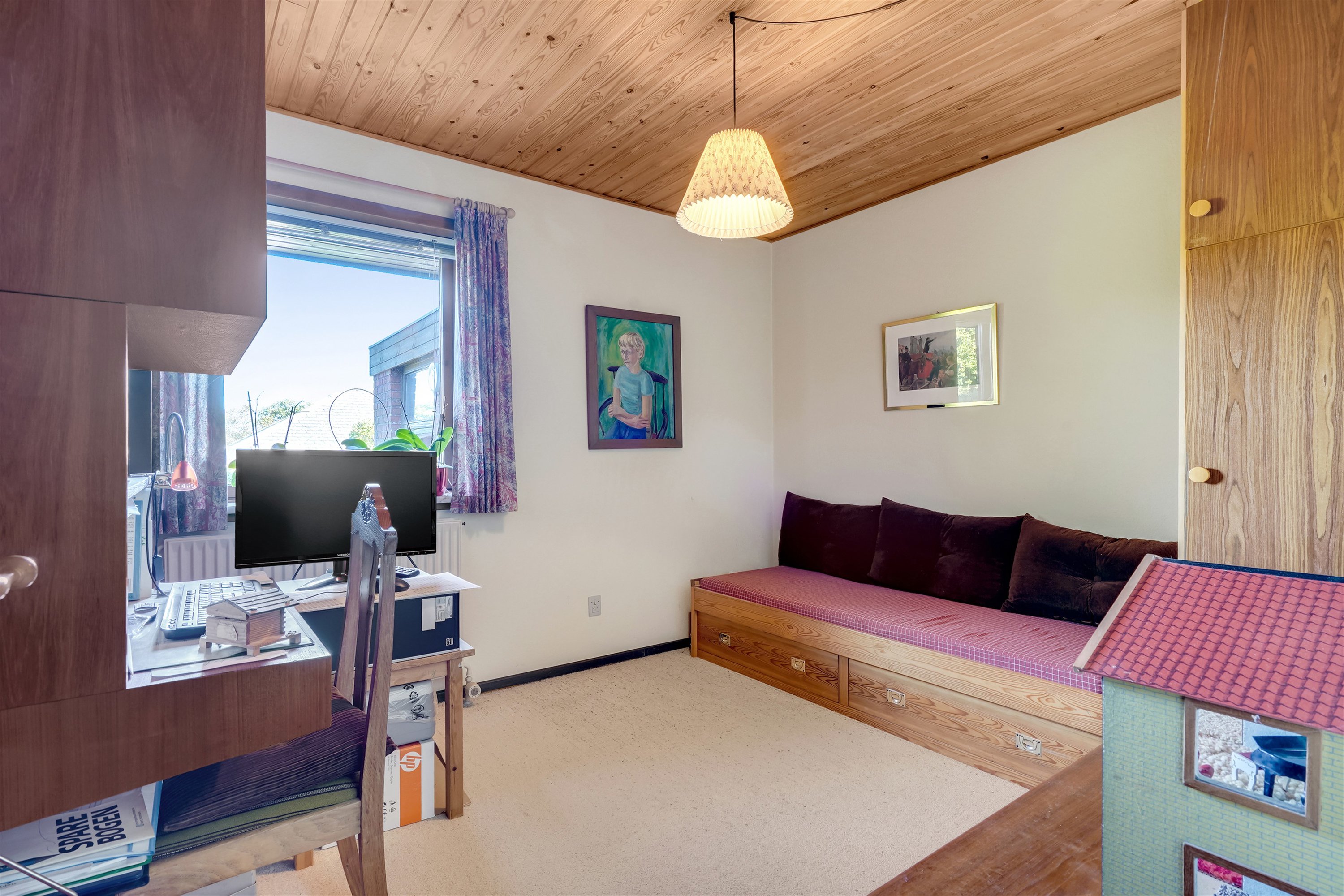 Fremhævet værelse billede i fuldskærmstilstand. Billede af Lindelunden 19, 6705 Esbjerg Ø