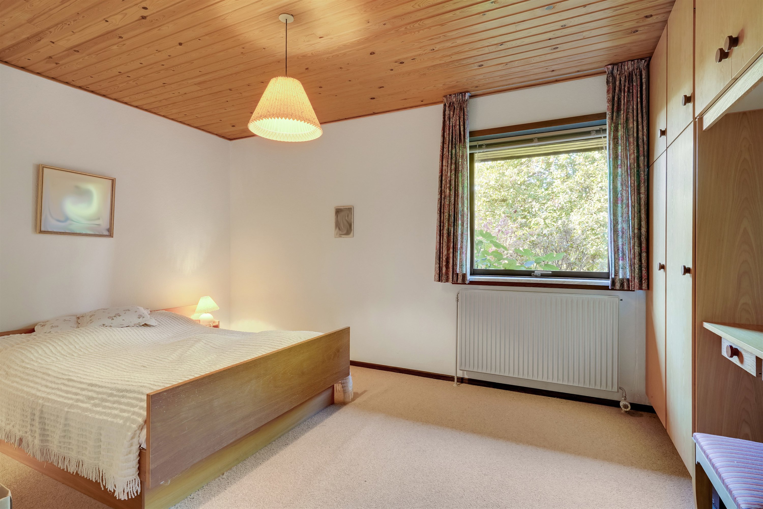 Fremhævet soveværelse billede i fuldskærmstilstand. Billede af Lindelunden 19, 6705 Esbjerg Ø