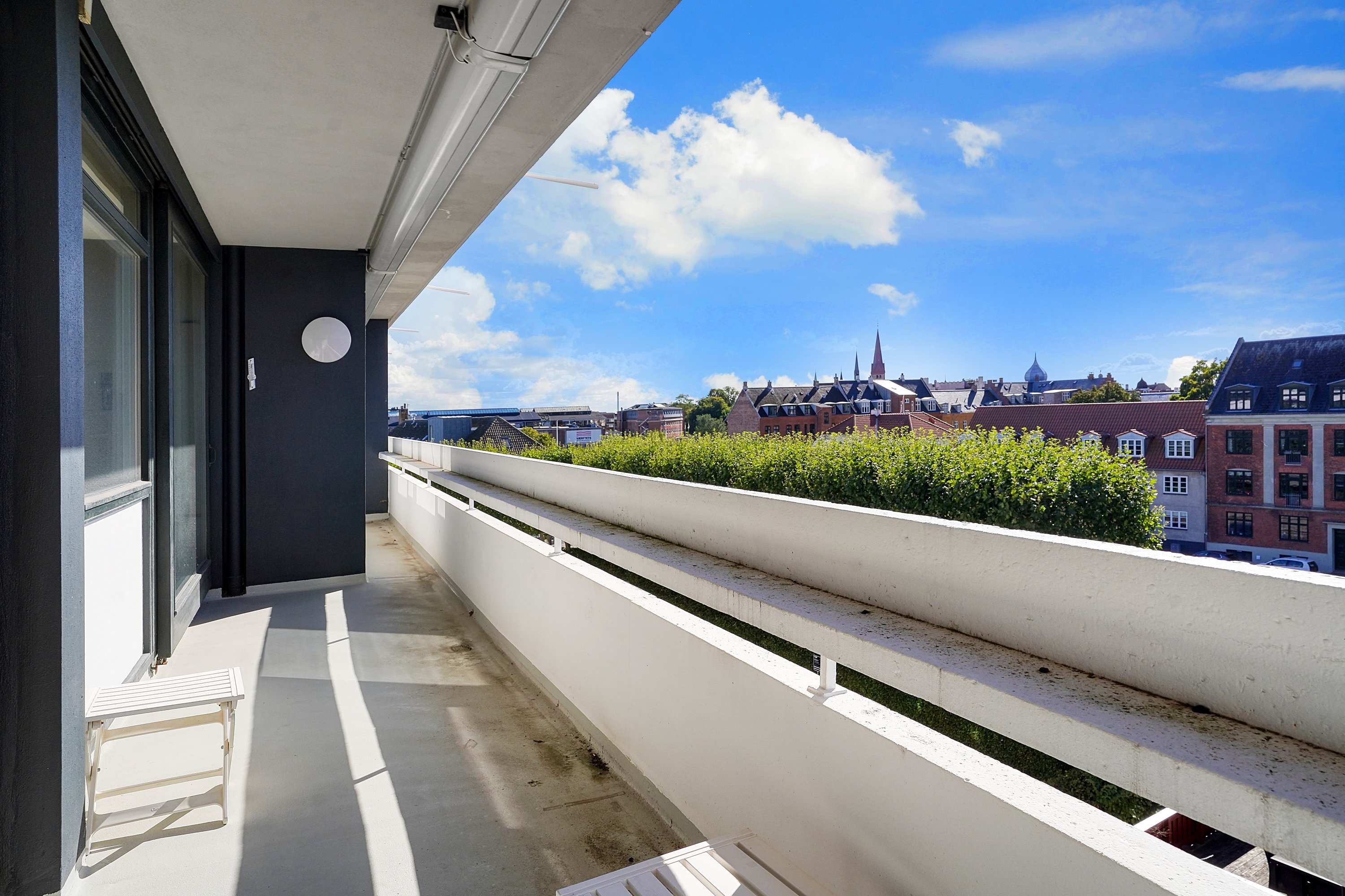 Fremhævet altan billede i fuldskærmstilstand. Billede af Nordlysvænget 8, 4. th., 3000 Helsingør