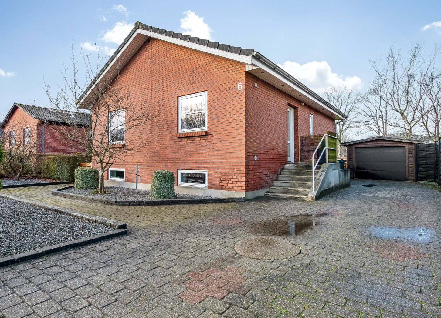 Villa: Ejendommen på Jørgen Glavinds Vej 6, 7200 Grindsted