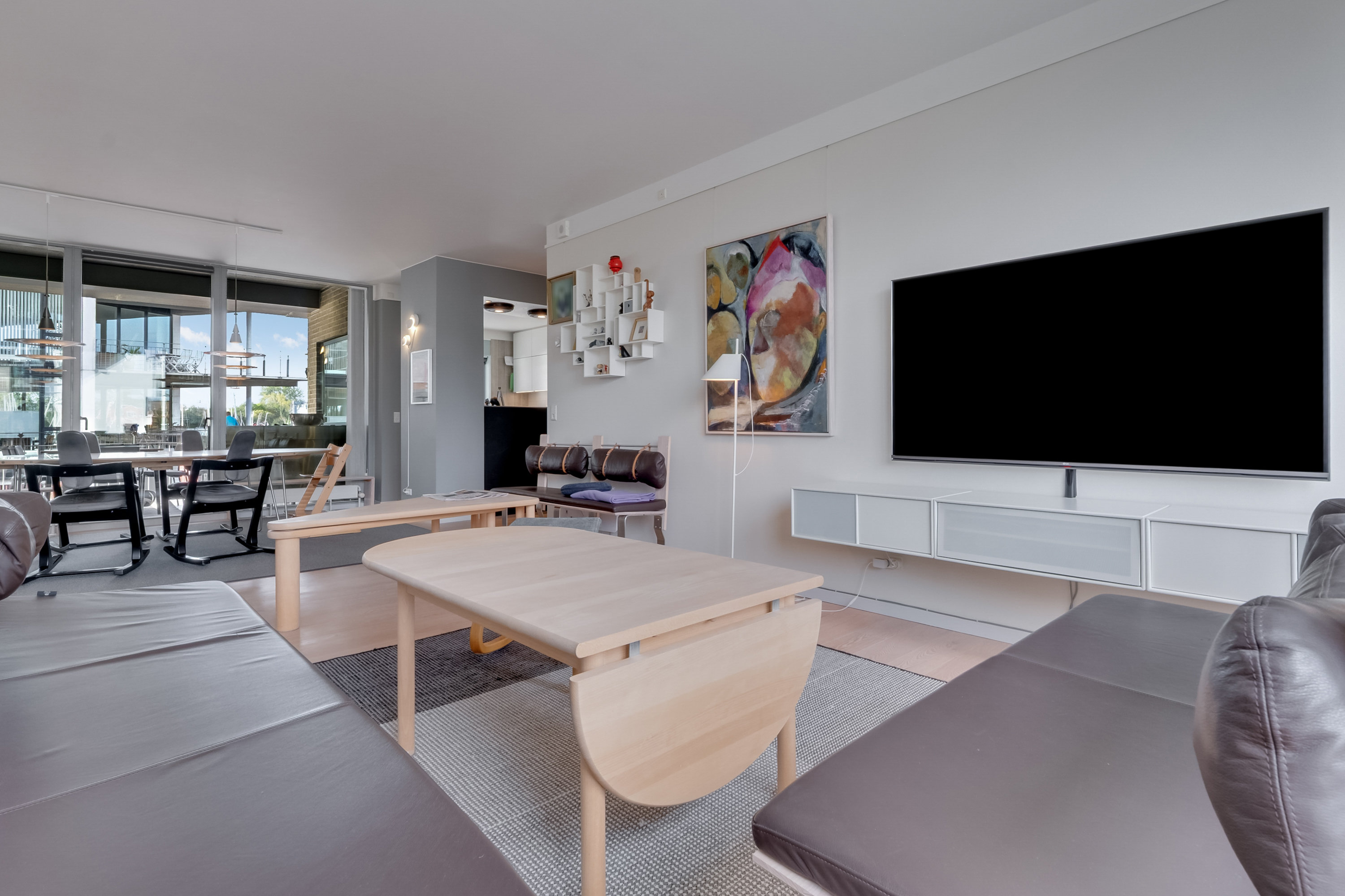 Fremhævet stue billede i fuldskærmstilstand. Billede af Sydkajen 4, 1. tv., 5800 Nyborg