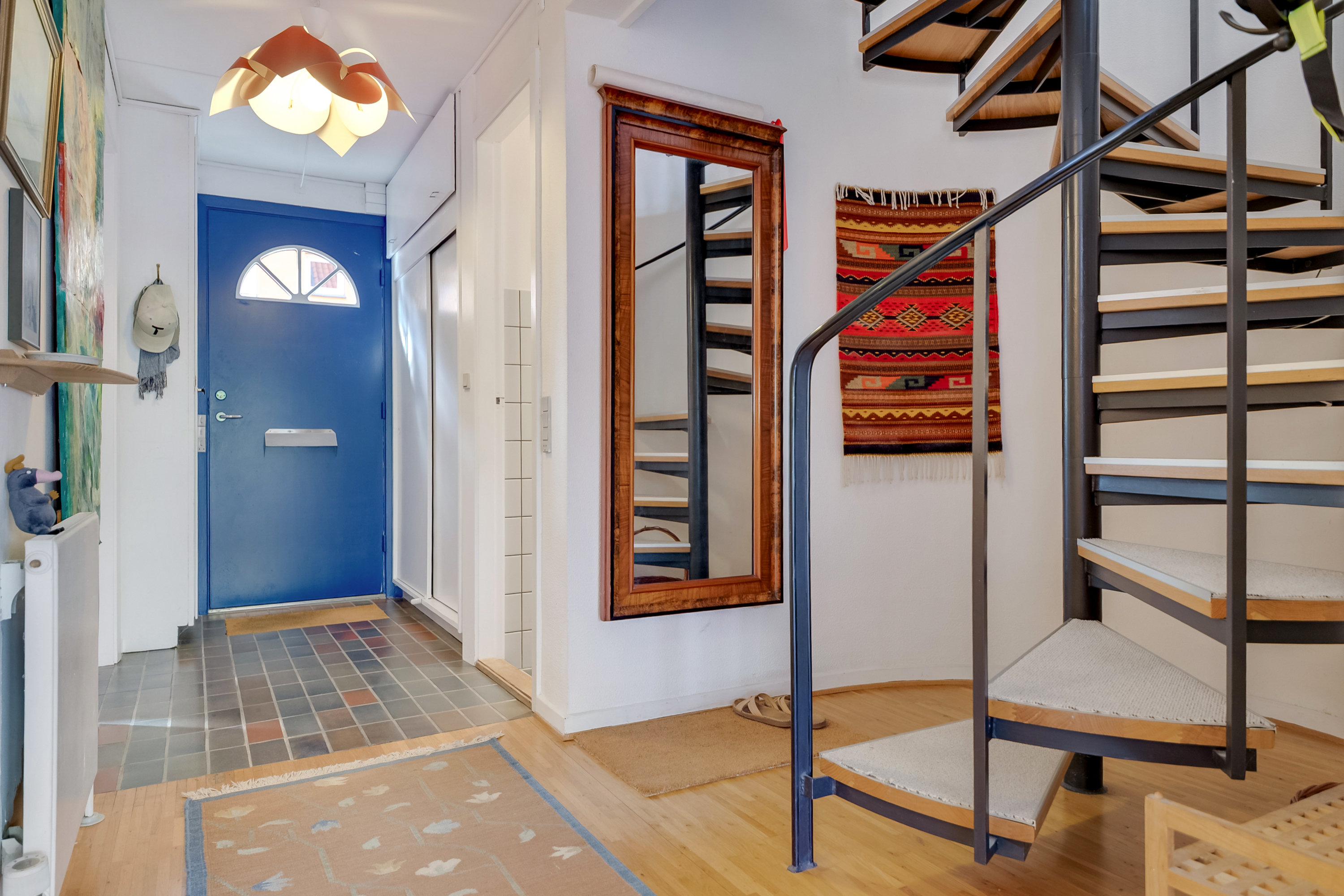 Fremhævet gang billede i fuldskærmstilstand. Billede af Nyenstad 25, 5800 Nyborg