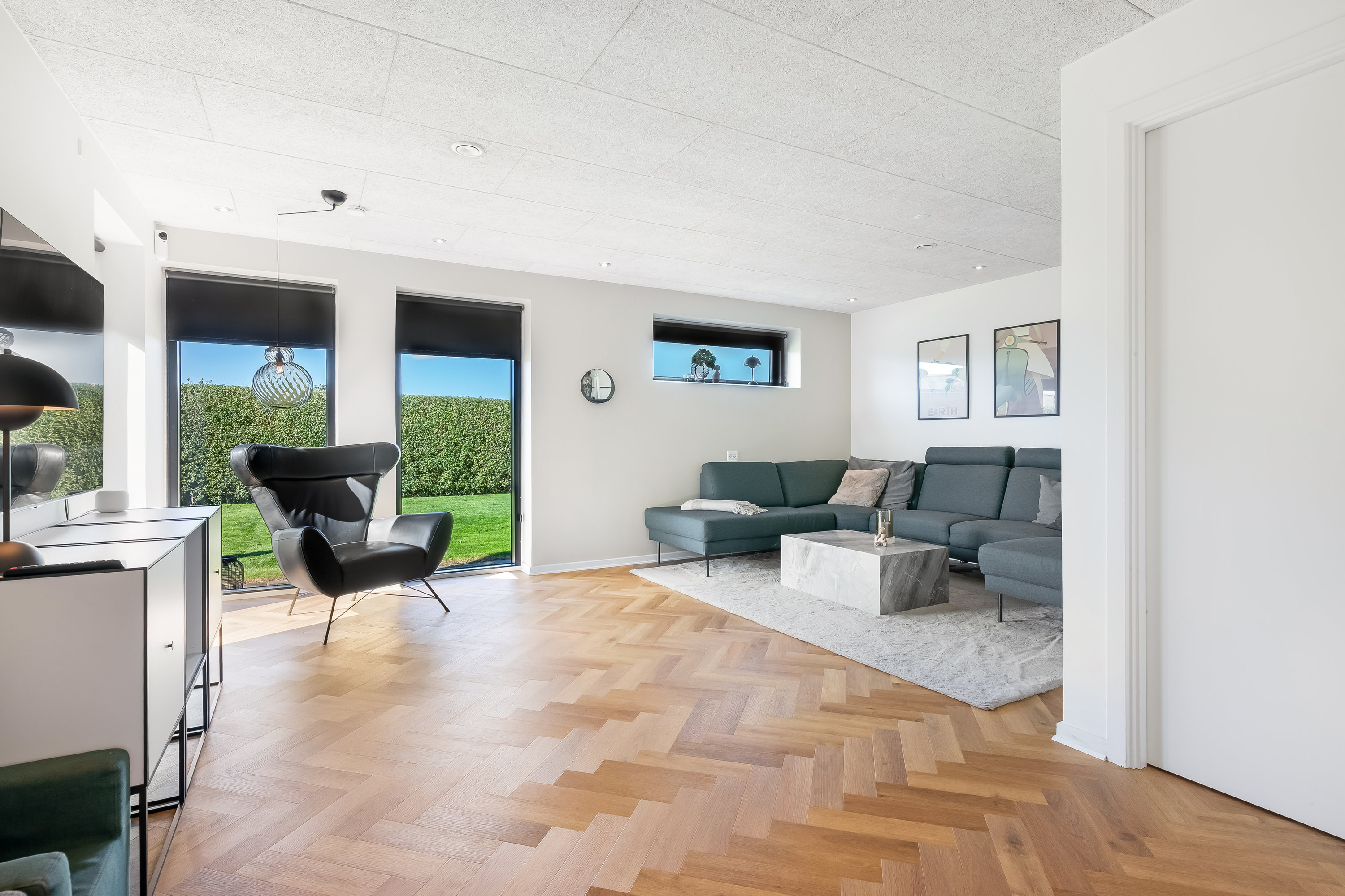 Fremhævet stue billede i fuldskærmstilstand. Billede af Under Linden 41, Halgårde, 7500 Holstebro