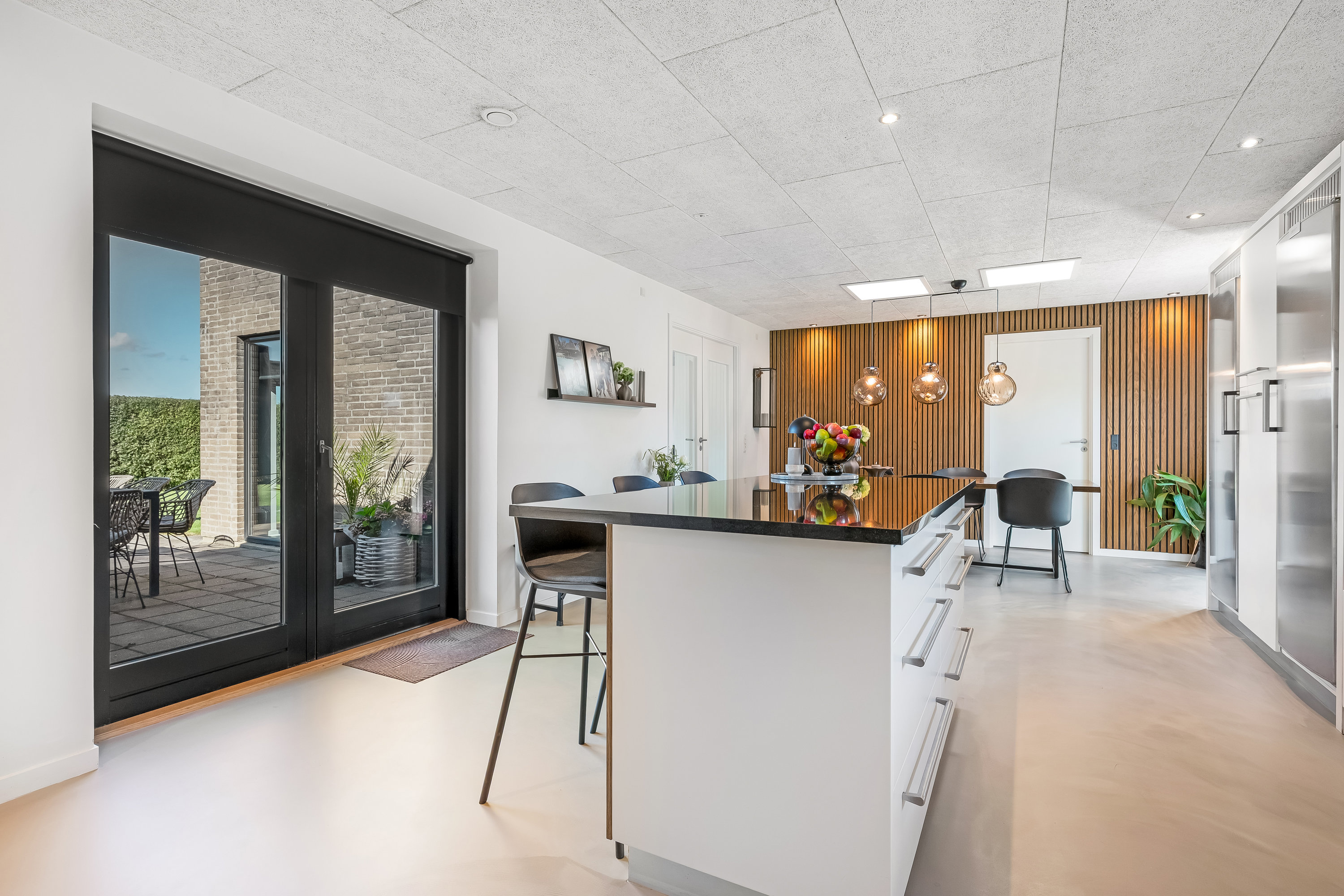 Fremhævet køkken alrum billede i fuldskærmstilstand. Billede af Under Linden 41, Halgårde, 7500 Holstebro