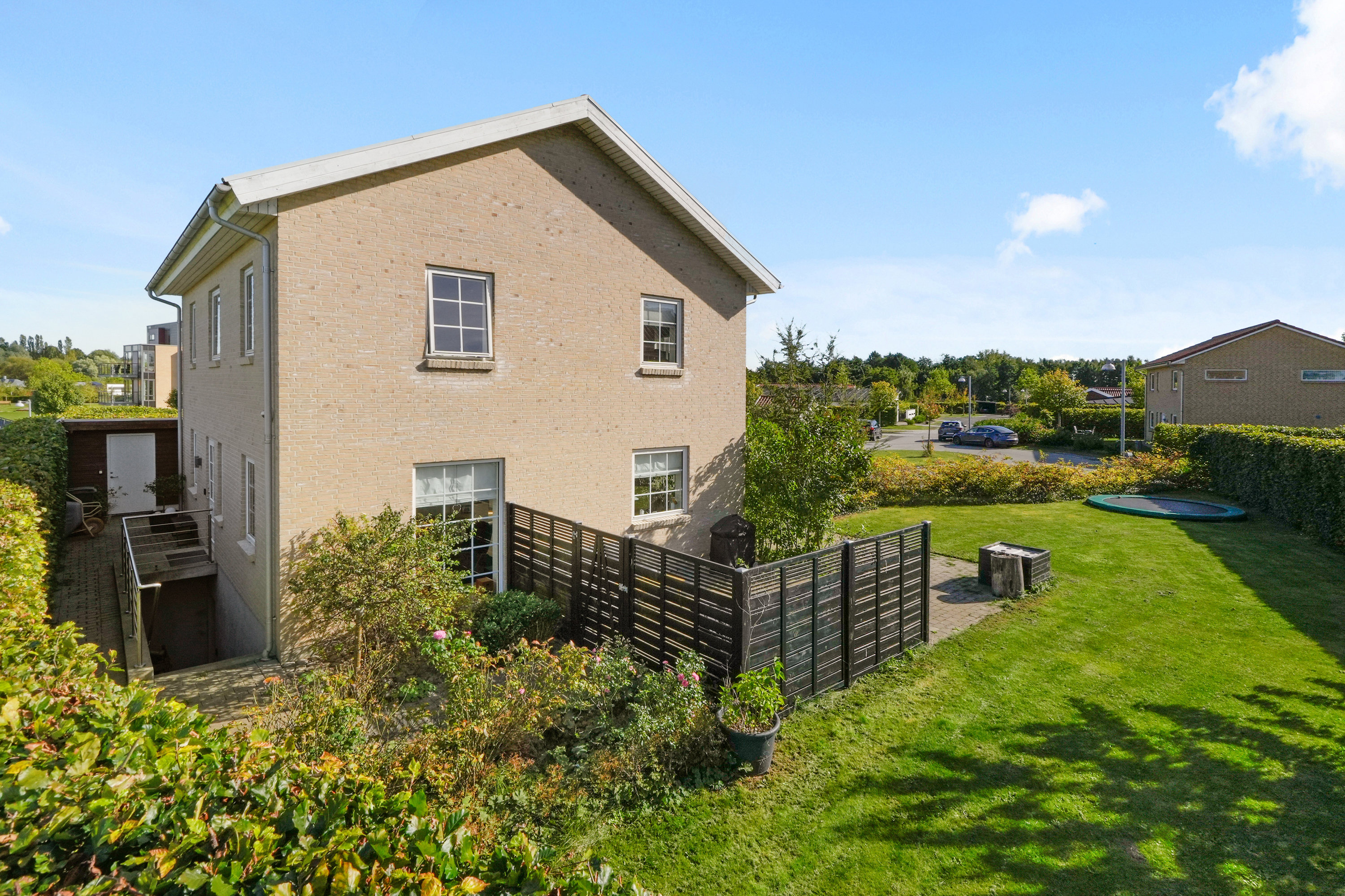 Fremhævet andet billede i fuldskærmstilstand. Billede af Damholmen 5, 2760 Måløv