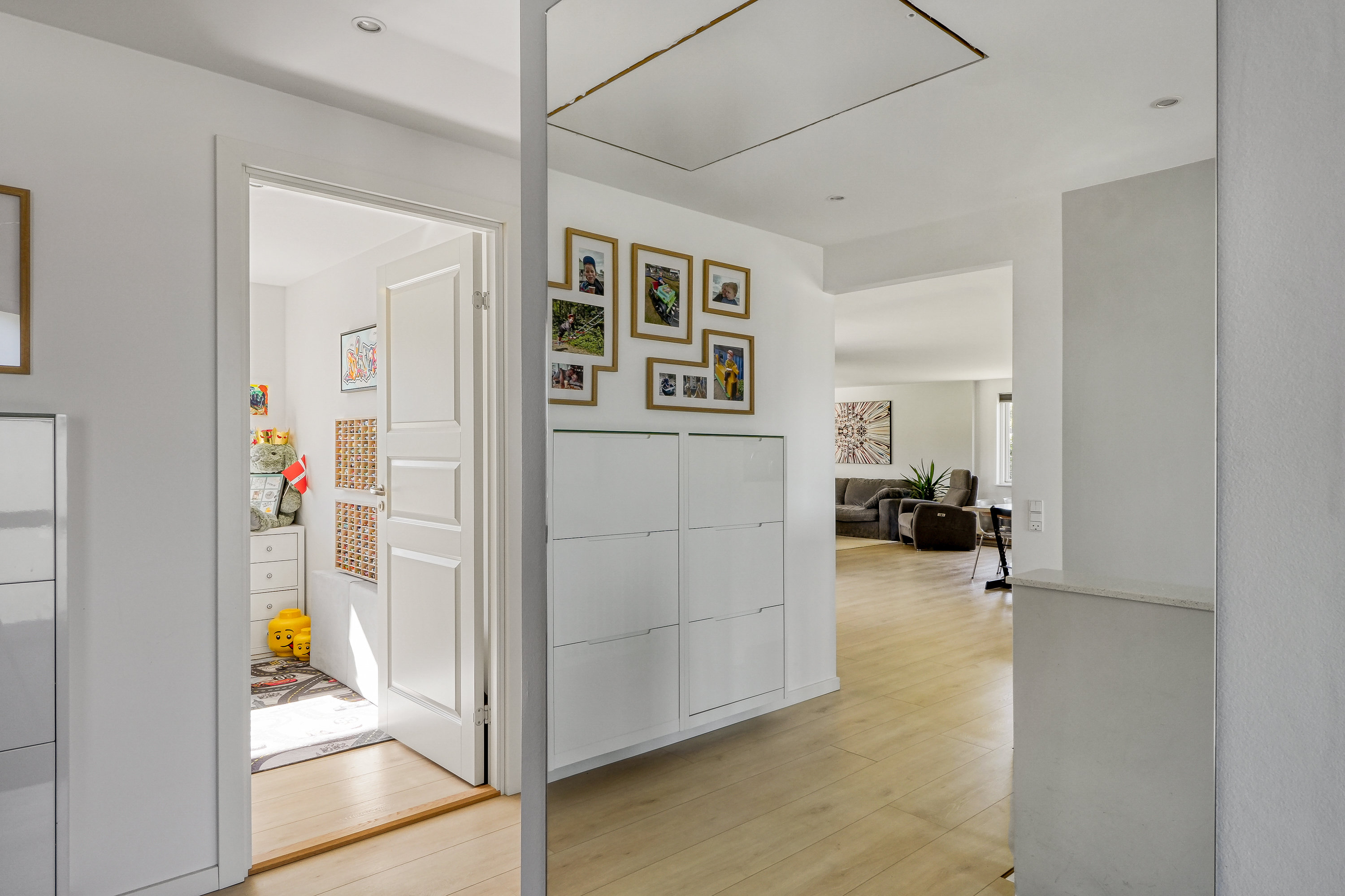 Fremhævet andet billede i fuldskærmstilstand. Billede af Vinterbuen 20, 2750 Ballerup