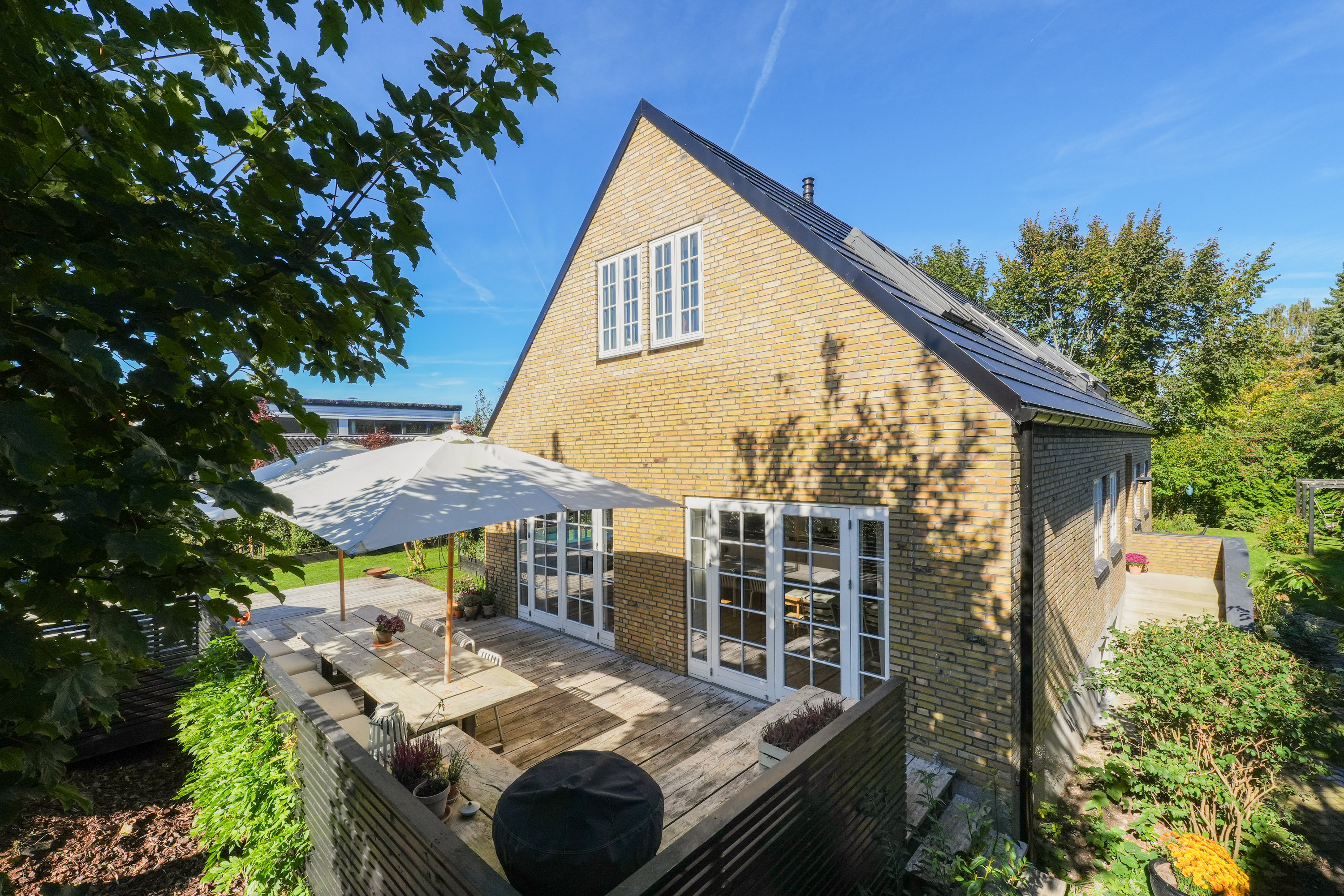 Fremhævet andet billede i fuldskærmstilstand. Billede af Lillevang 11, 3460 Birkerød