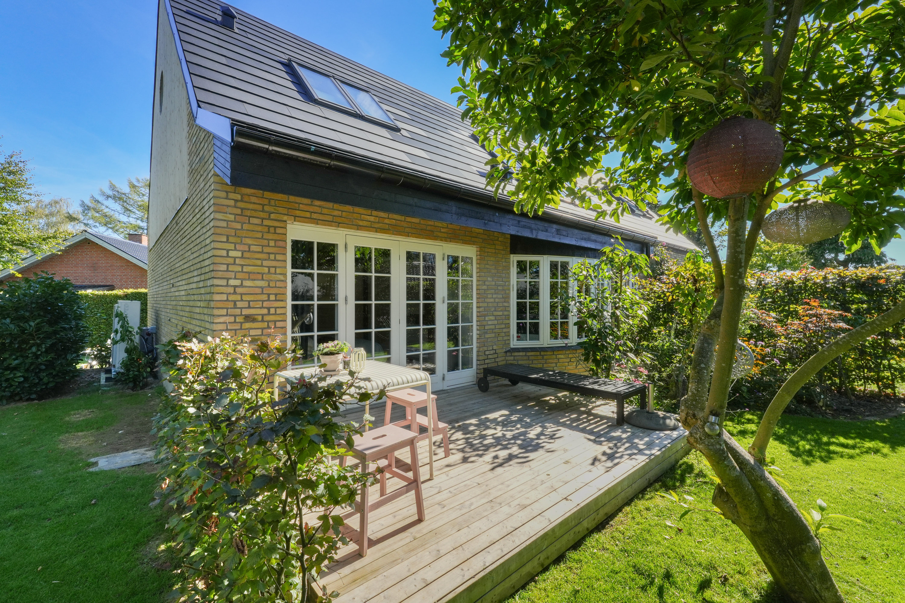 Fremhævet andet billede i fuldskærmstilstand. Billede af Lillevang 11, 3460 Birkerød