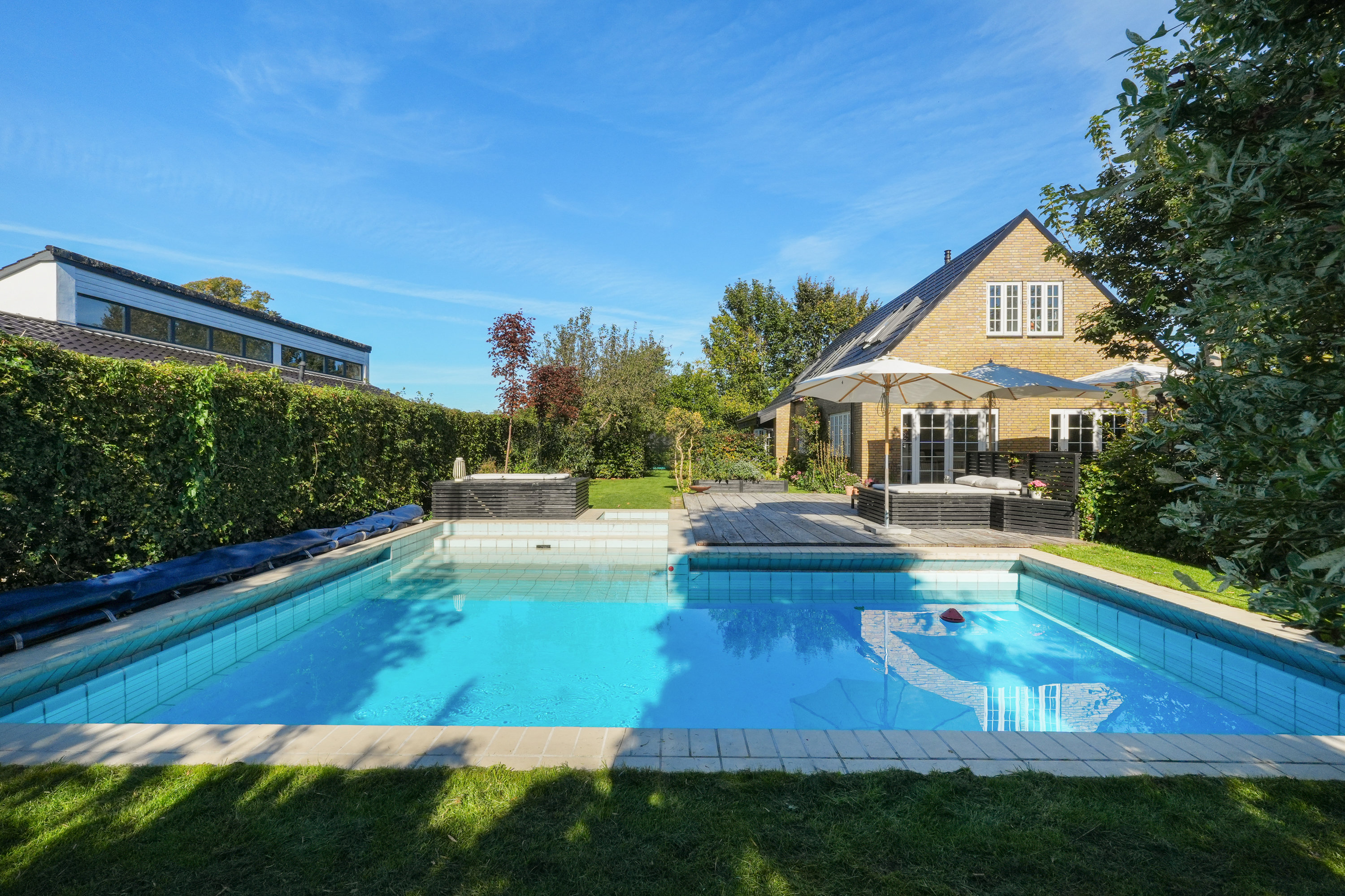 Fremhævet andet billede i fuldskærmstilstand. Billede af Lillevang 11, 3460 Birkerød