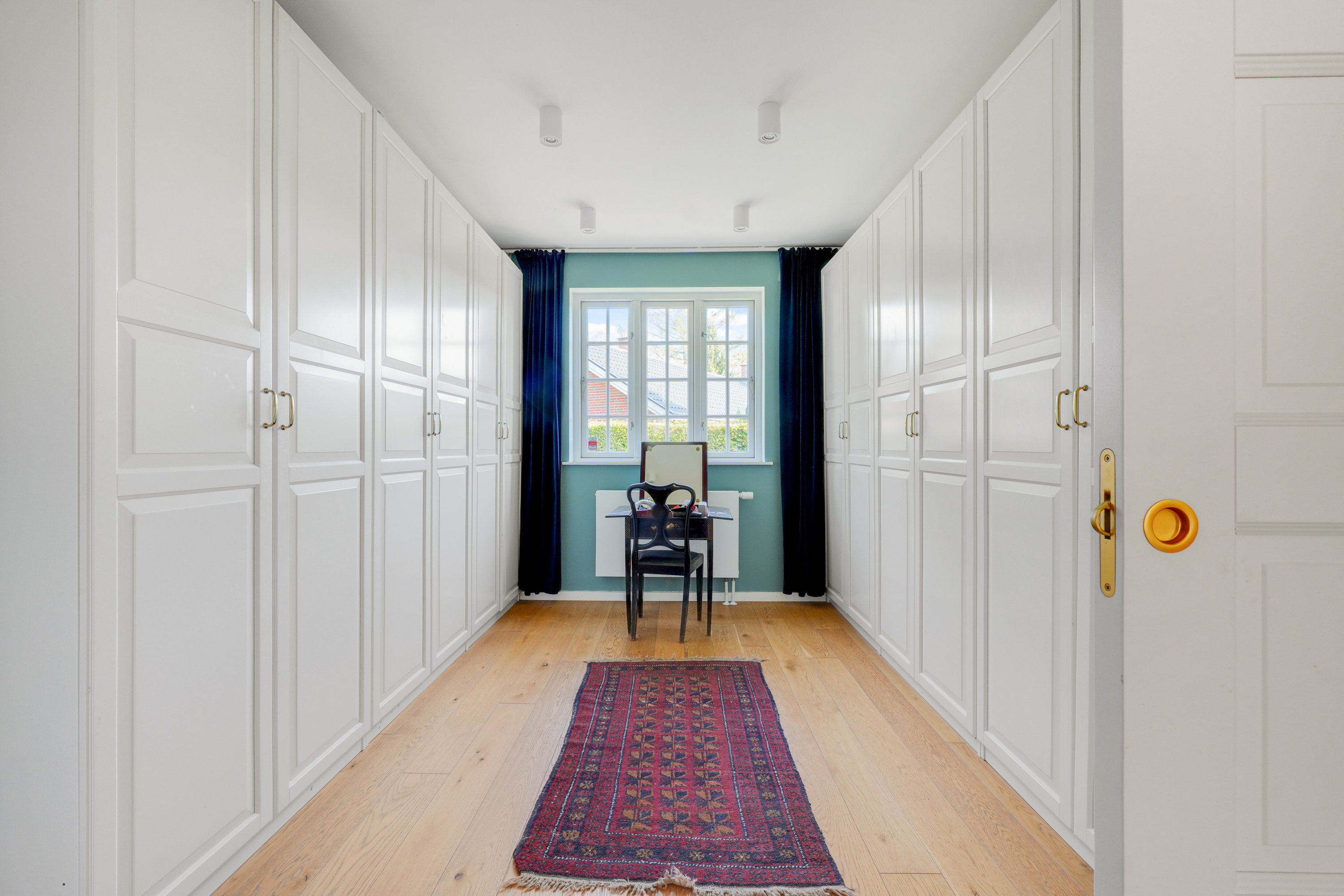 Fremhævet andet billede i fuldskærmstilstand. Billede af Lillevang 11, 3460 Birkerød