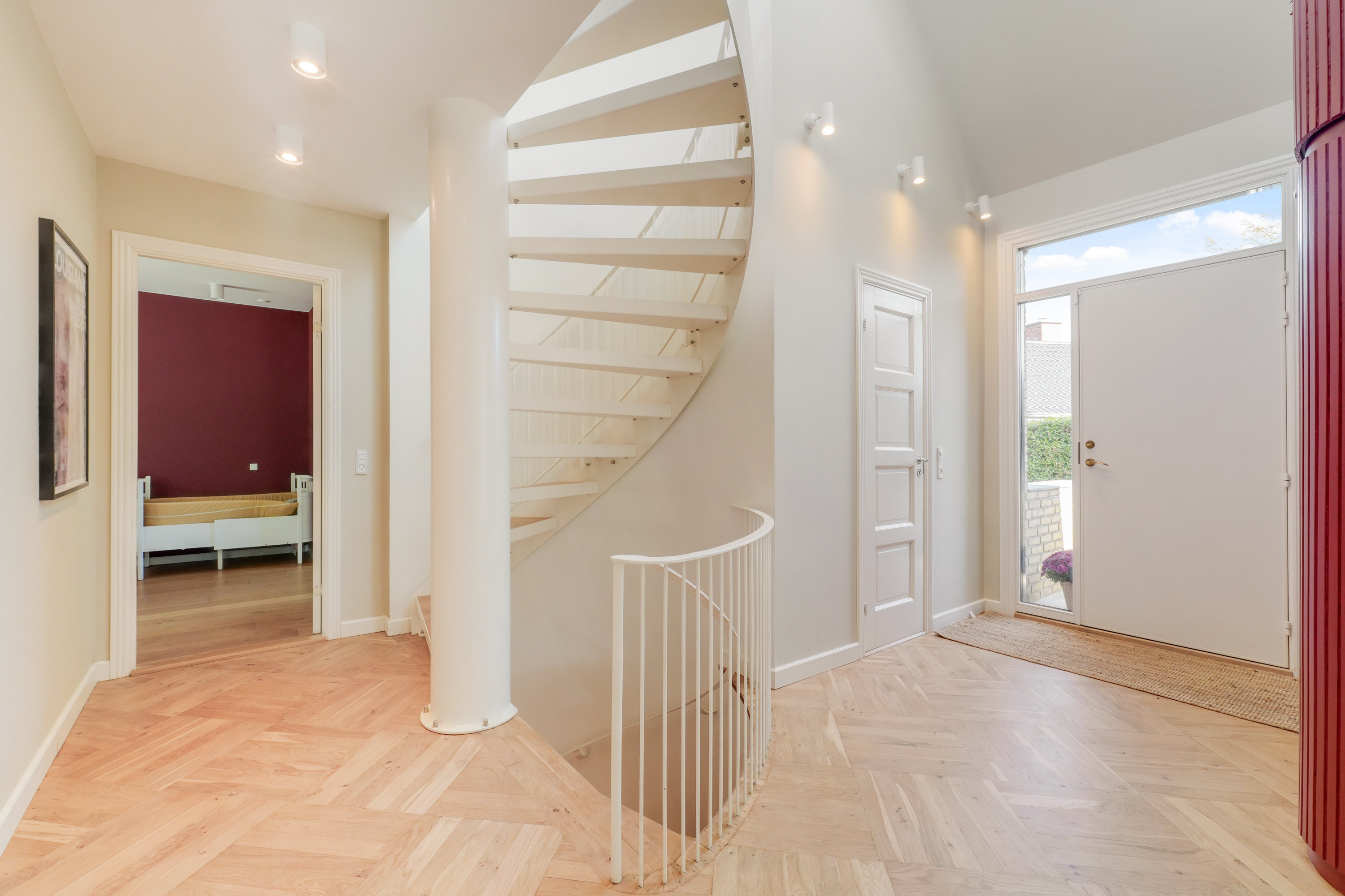 Fremhævet andet billede i fuldskærmstilstand. Billede af Lillevang 11, 3460 Birkerød