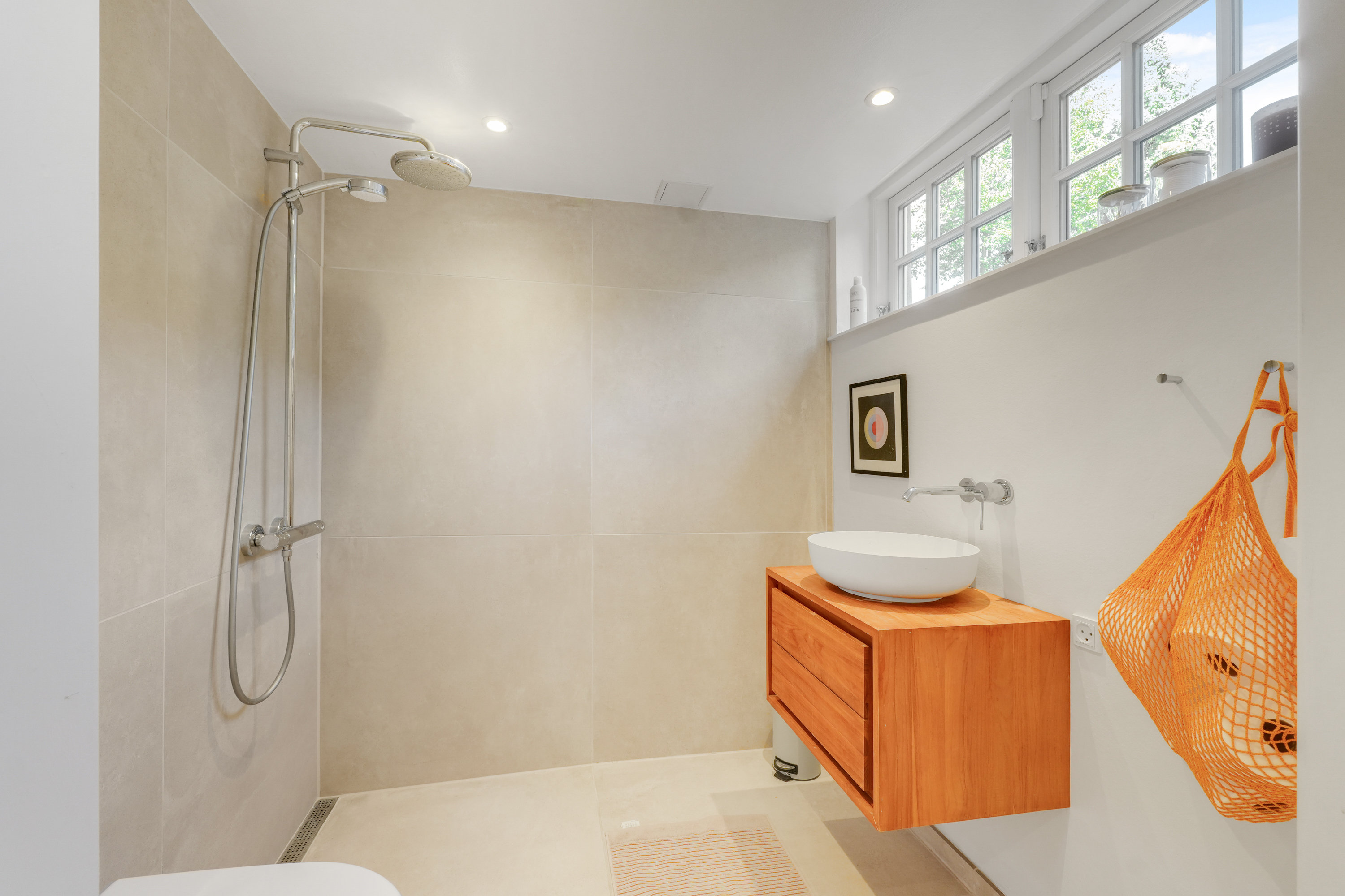 Fremhævet andet billede i fuldskærmstilstand. Billede af Lillevang 11, 3460 Birkerød