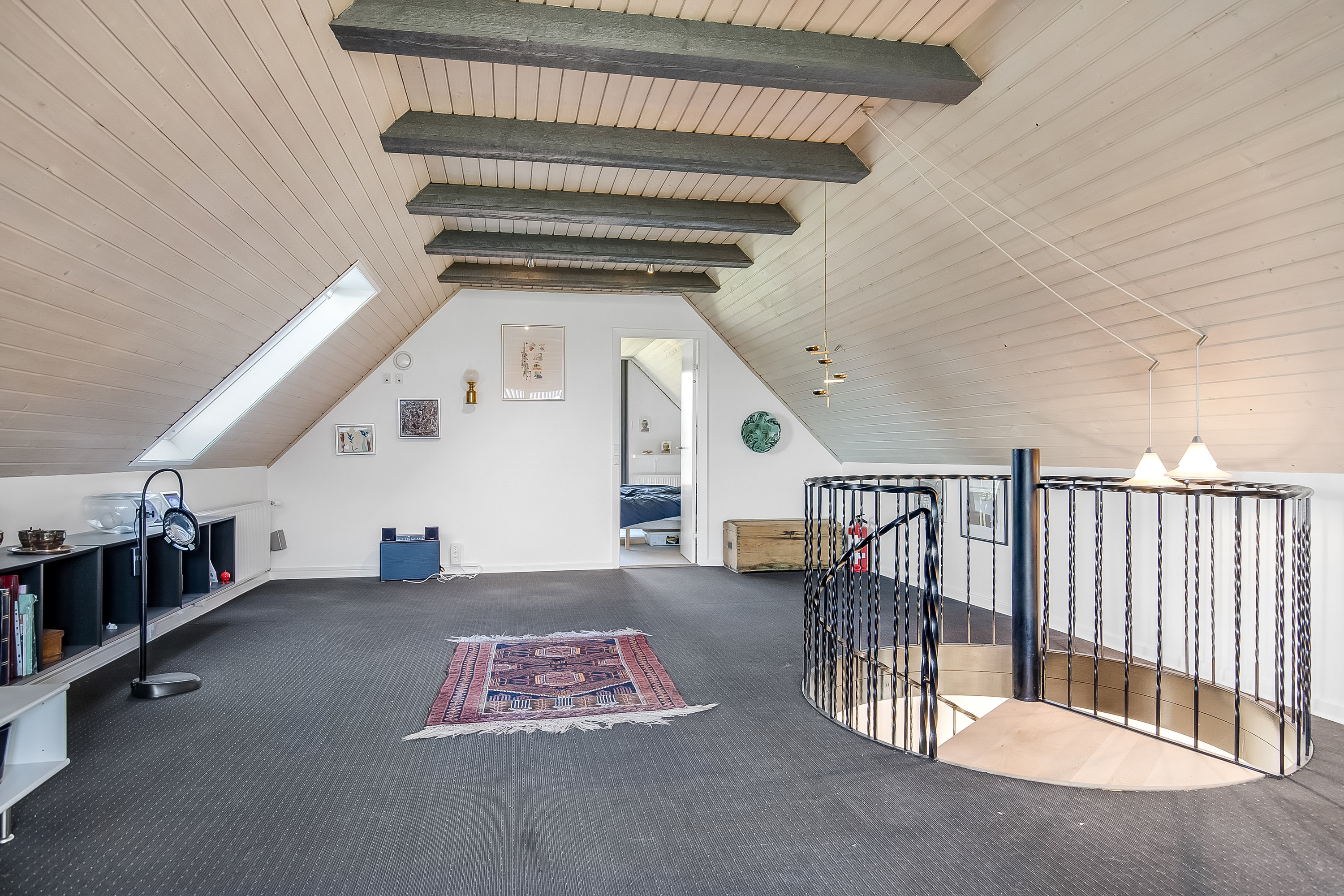 Fremhævet stue billede i fuldskærmstilstand. Billede af Hesselkær 50, 7100 Vejle