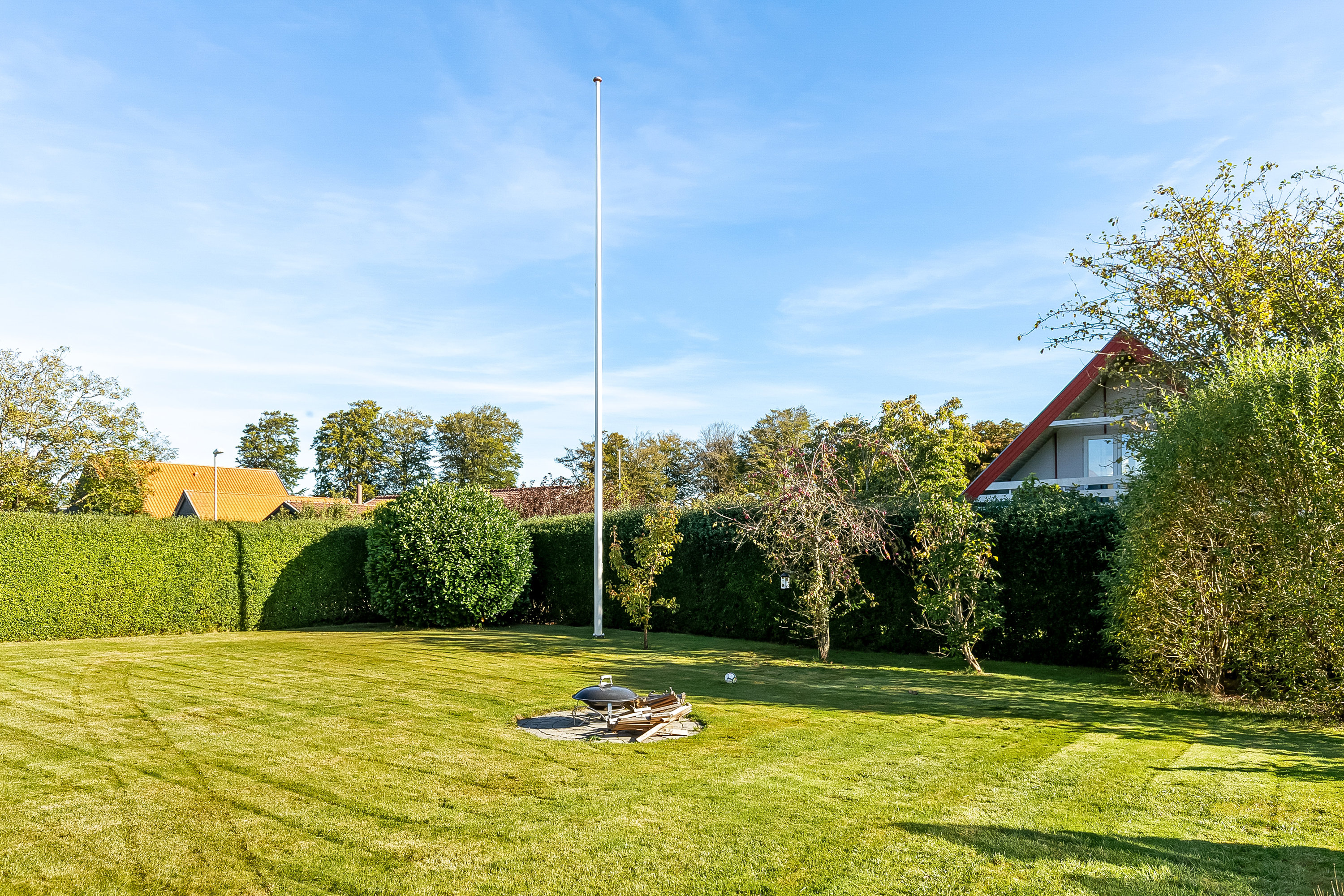 Fremhævet have billede i fuldskærmstilstand. Billede af Hesselkær 50, 7100 Vejle