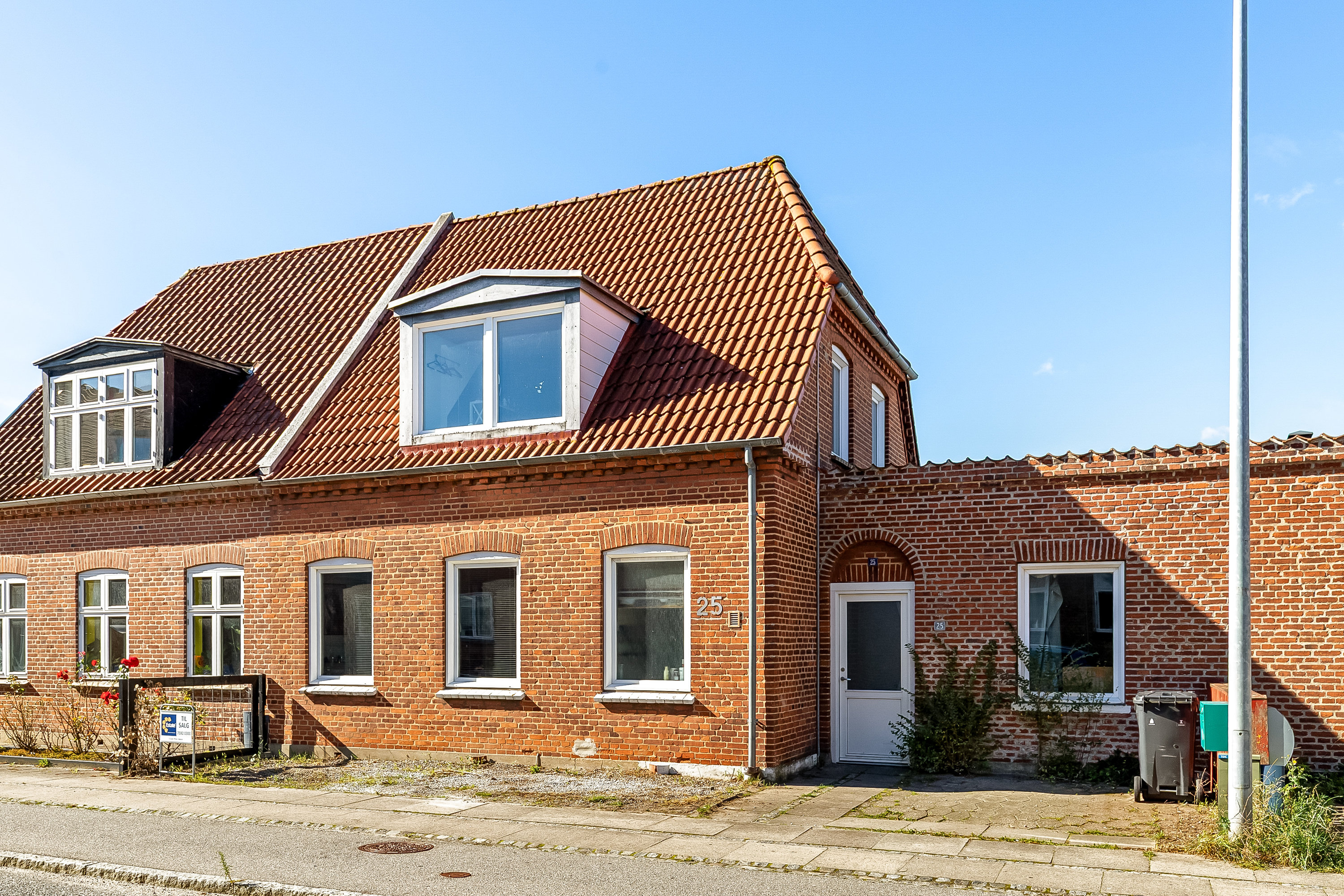 Rækkehus: Ejendommen på Nymarksvej 25, 7000 Fredericia