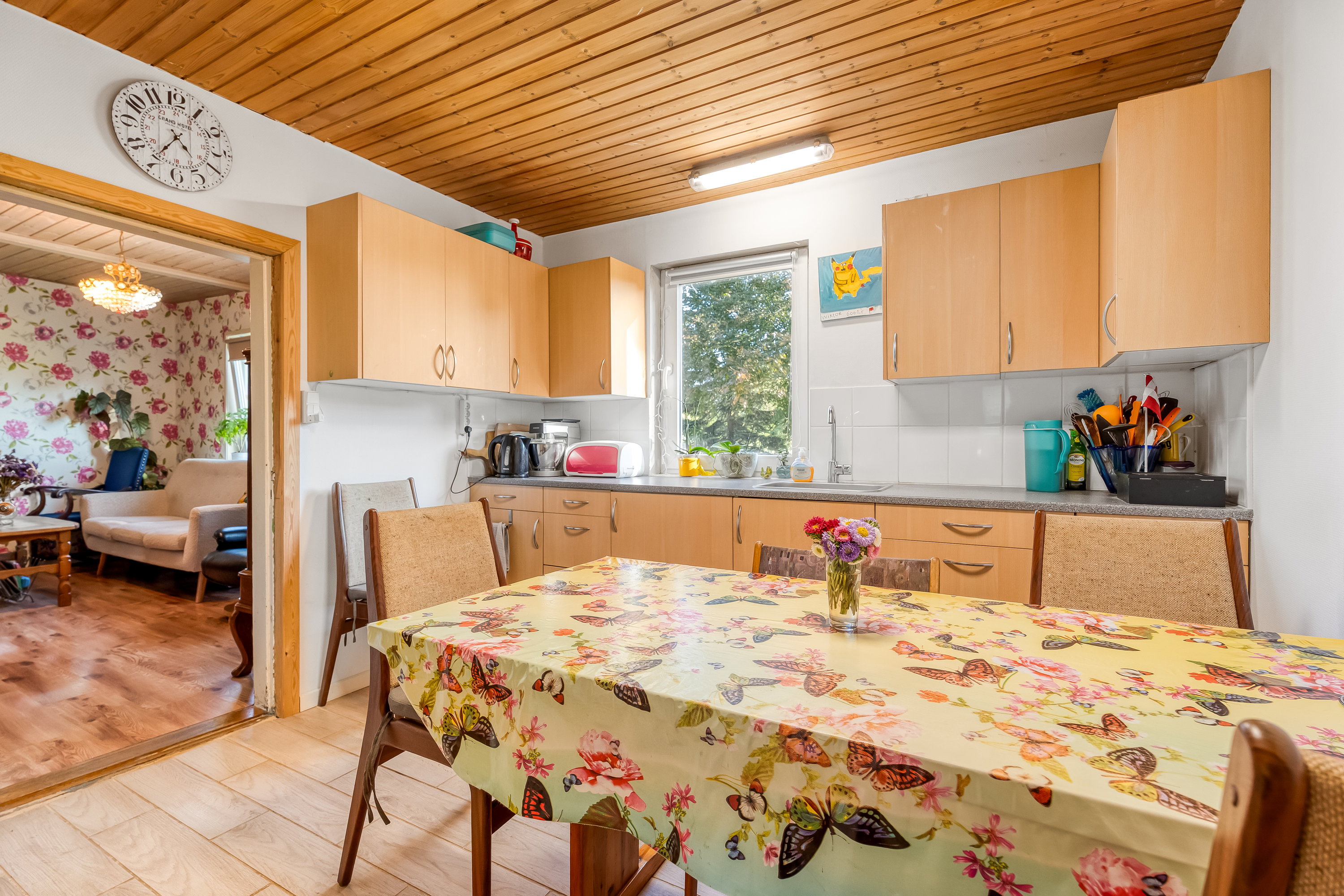 Fremhævet køkken billede i fuldskærmstilstand. Billede af Keldernæs Hovvej 4, 4952 Stokkemarke