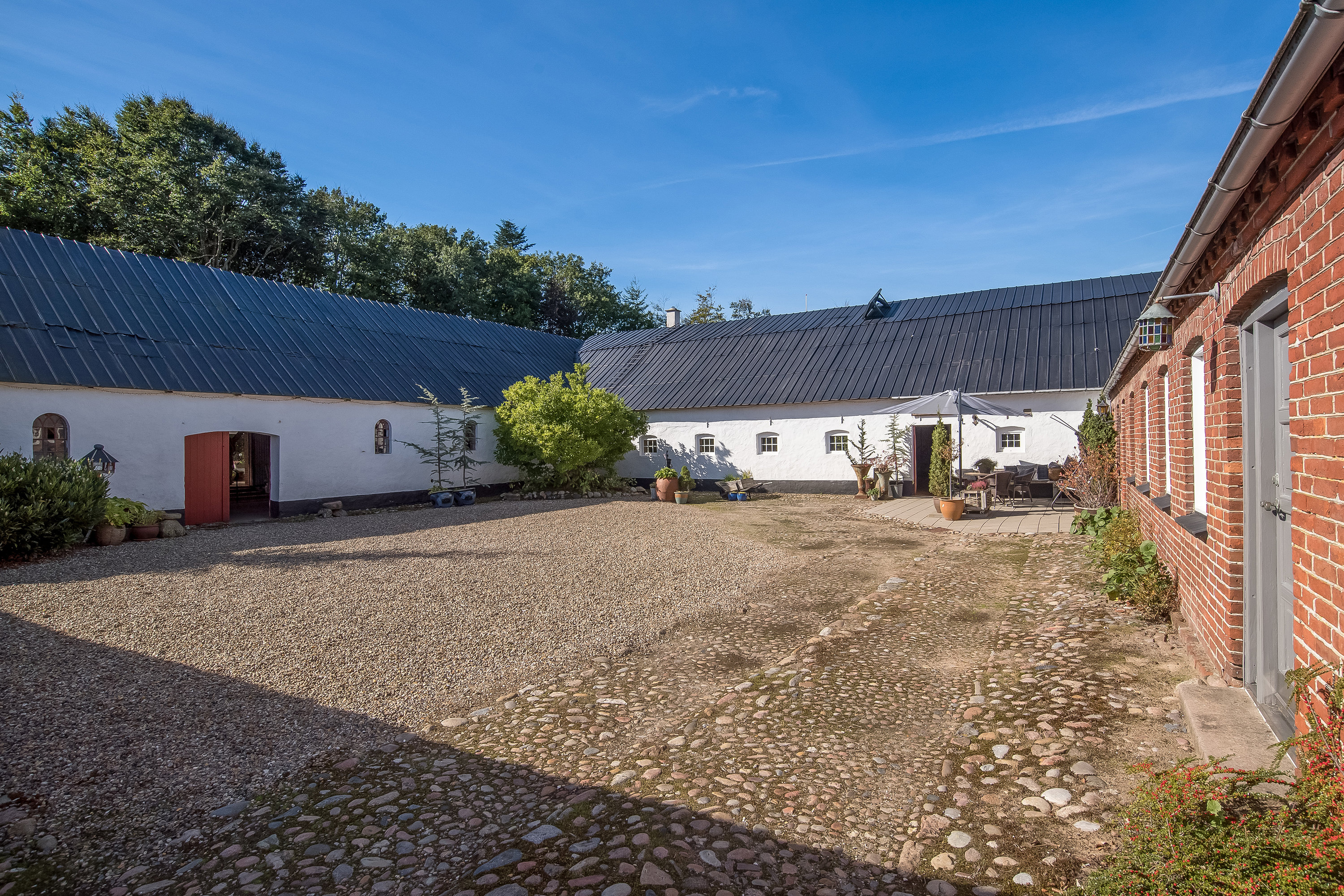 Fremhævet udhus billede i fuldskærmstilstand. Billede af Tjørnevej 16, 7540 Haderup