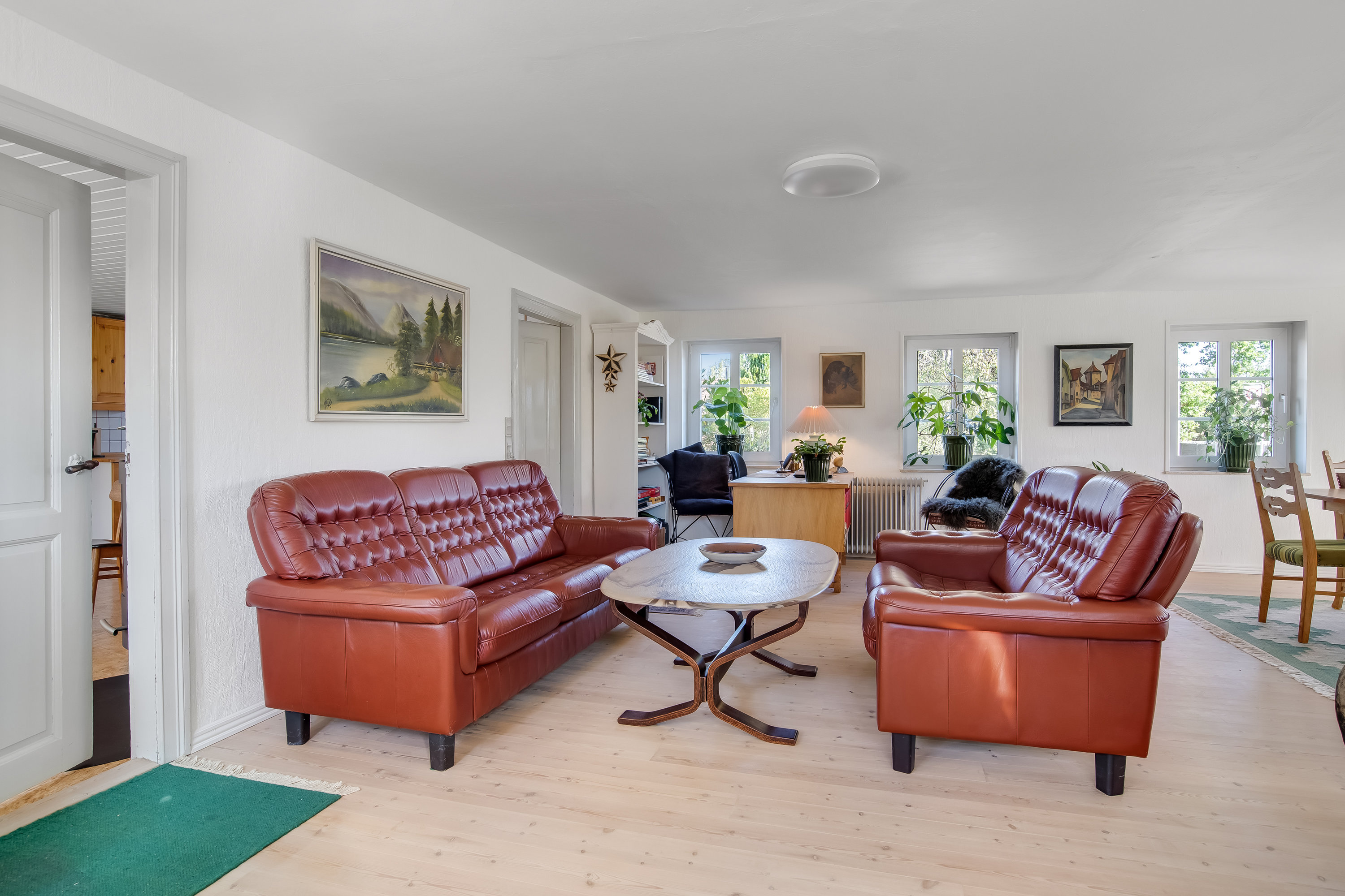 Fremhævet stue billede i fuldskærmstilstand. Billede af Tjørnevej 16, 7540 Haderup