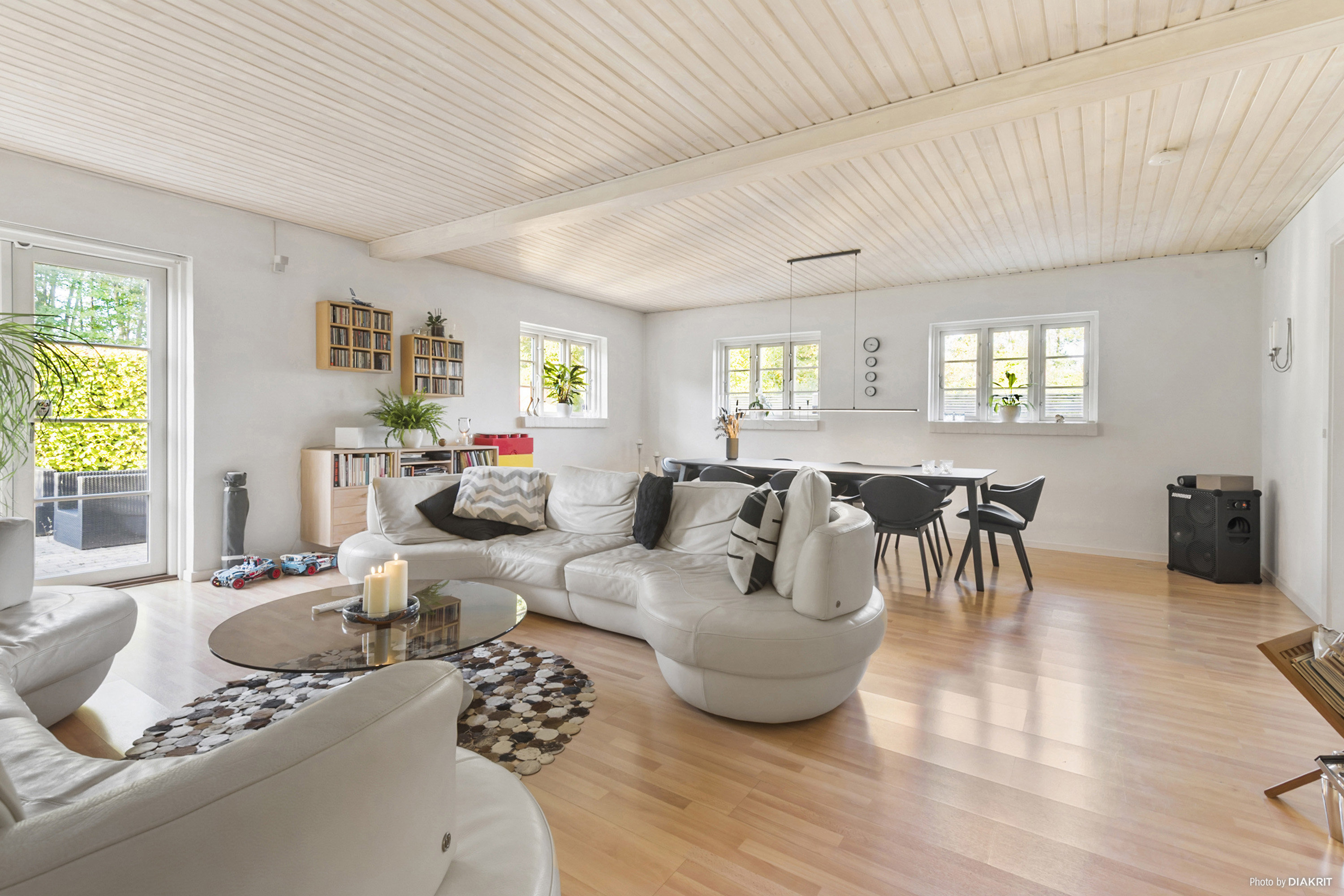 Fremhævet stue billede i fuldskærmstilstand. Billede af Grønnevej 19, Lellinge, 4600 Køge